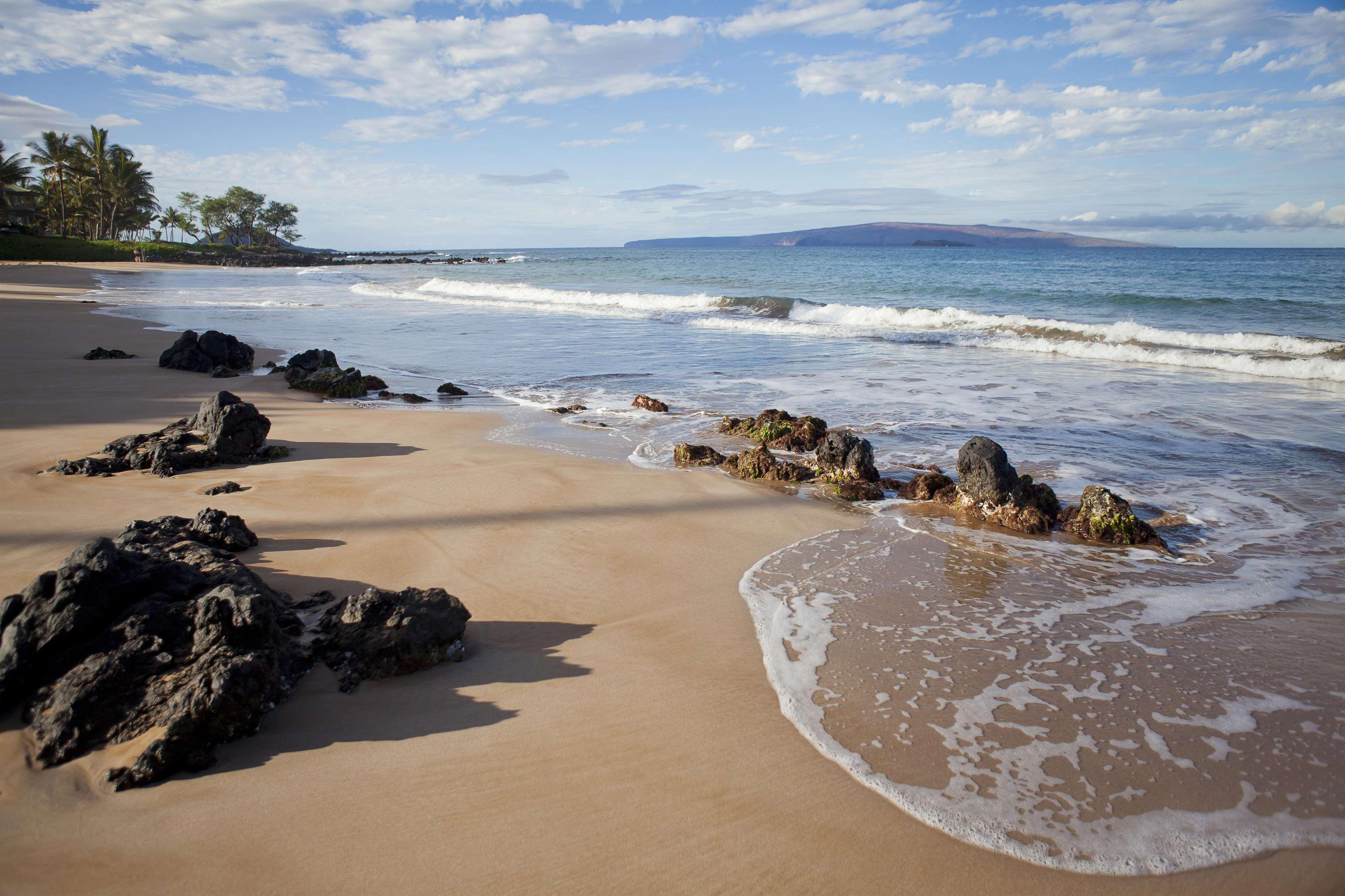 Fairmont Kea Lani, Maui by null
