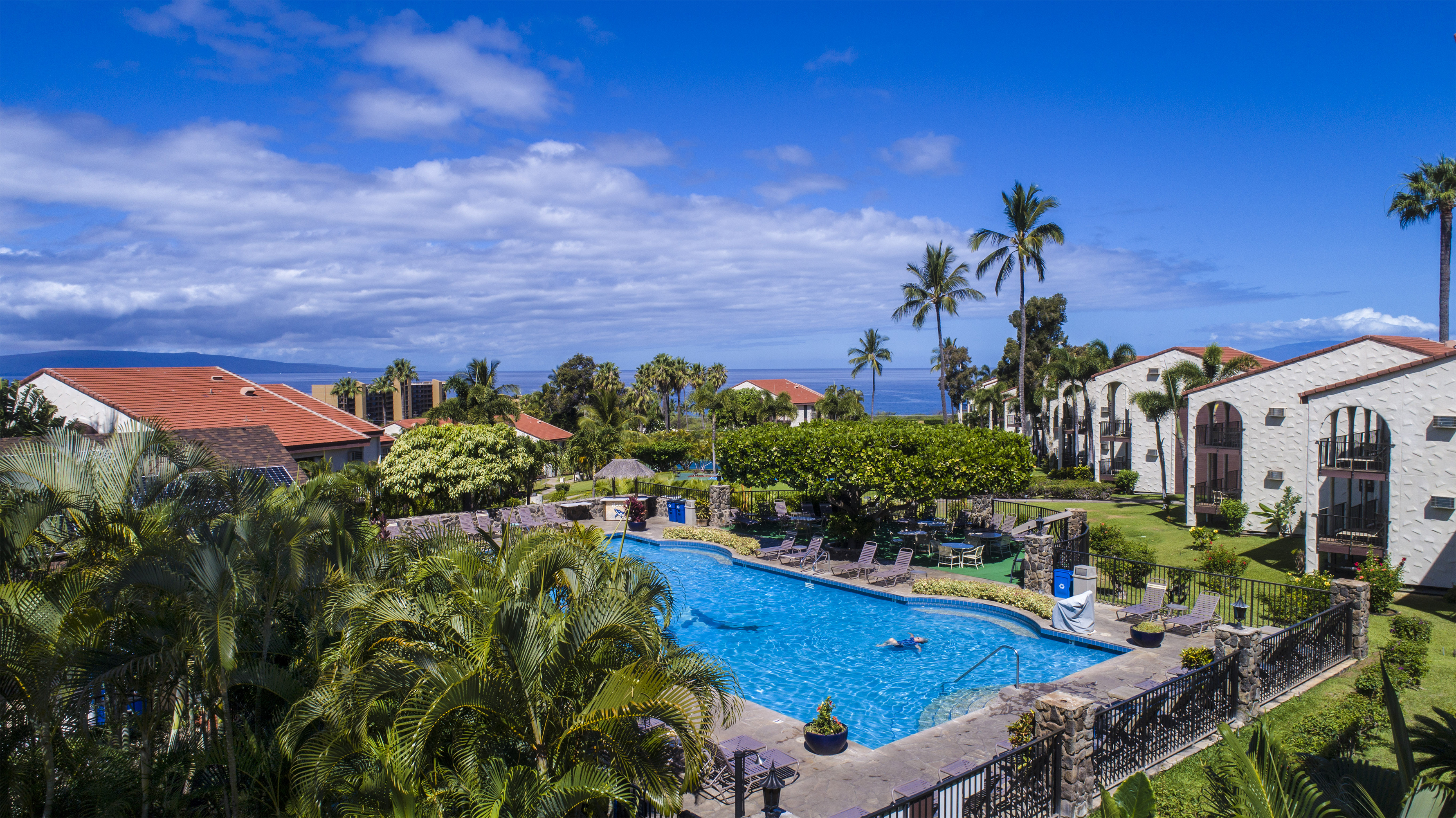 Aston Maui Hill Resort by null