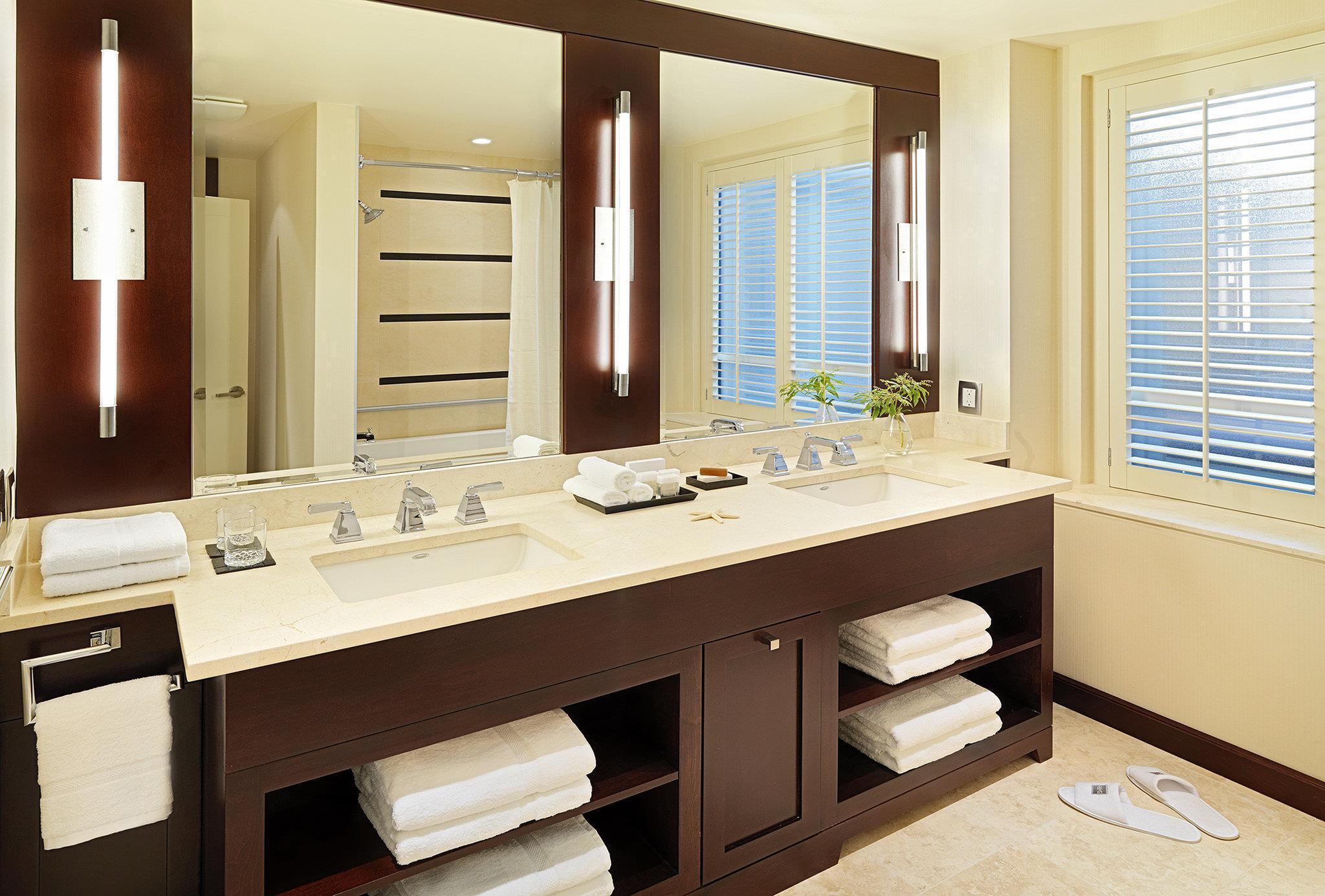 St Regis Hotel by null