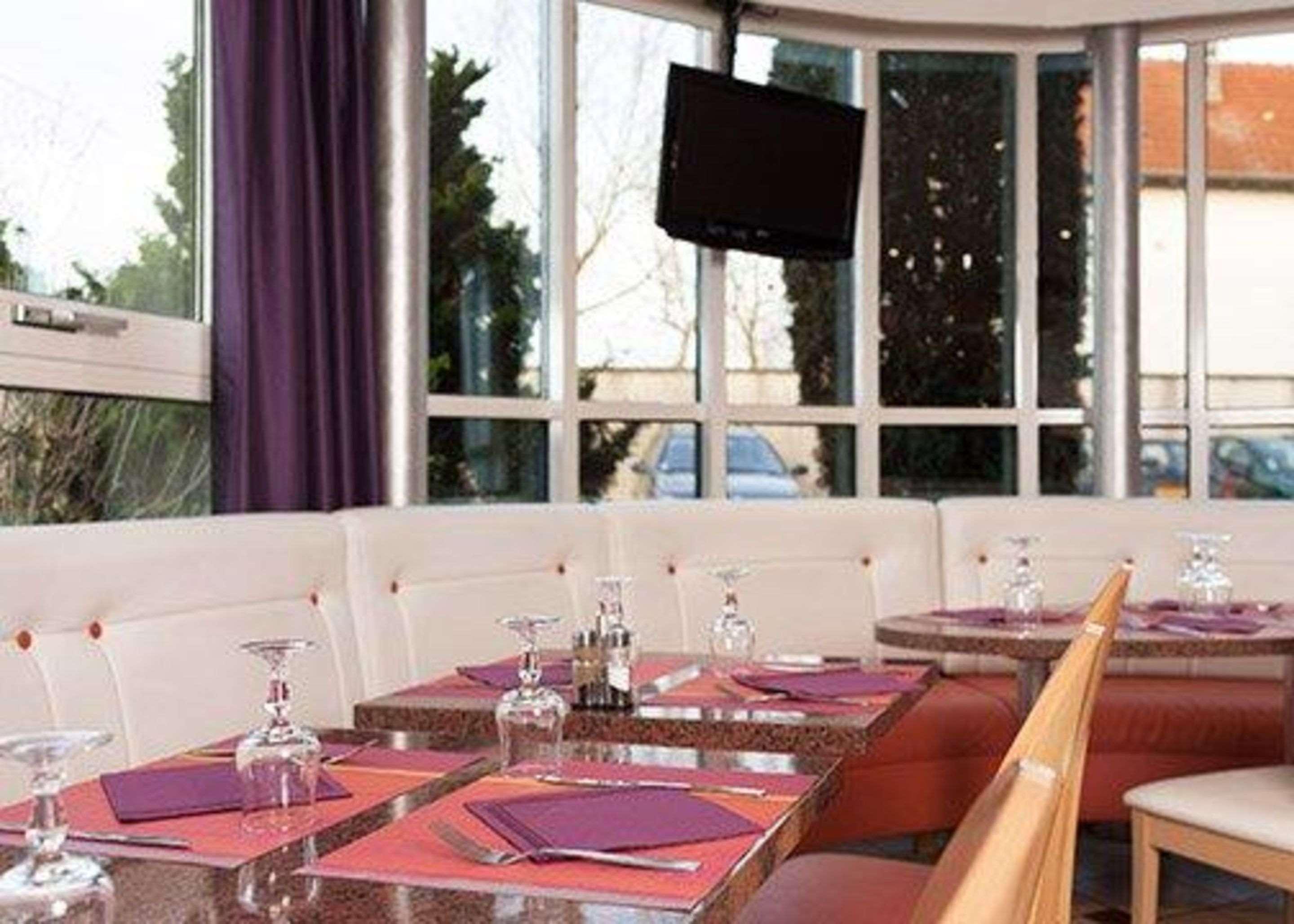 Geographotel Paris-Roissy CDG Airport - photo