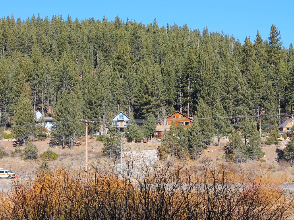 Truckee Donner Lodge by null