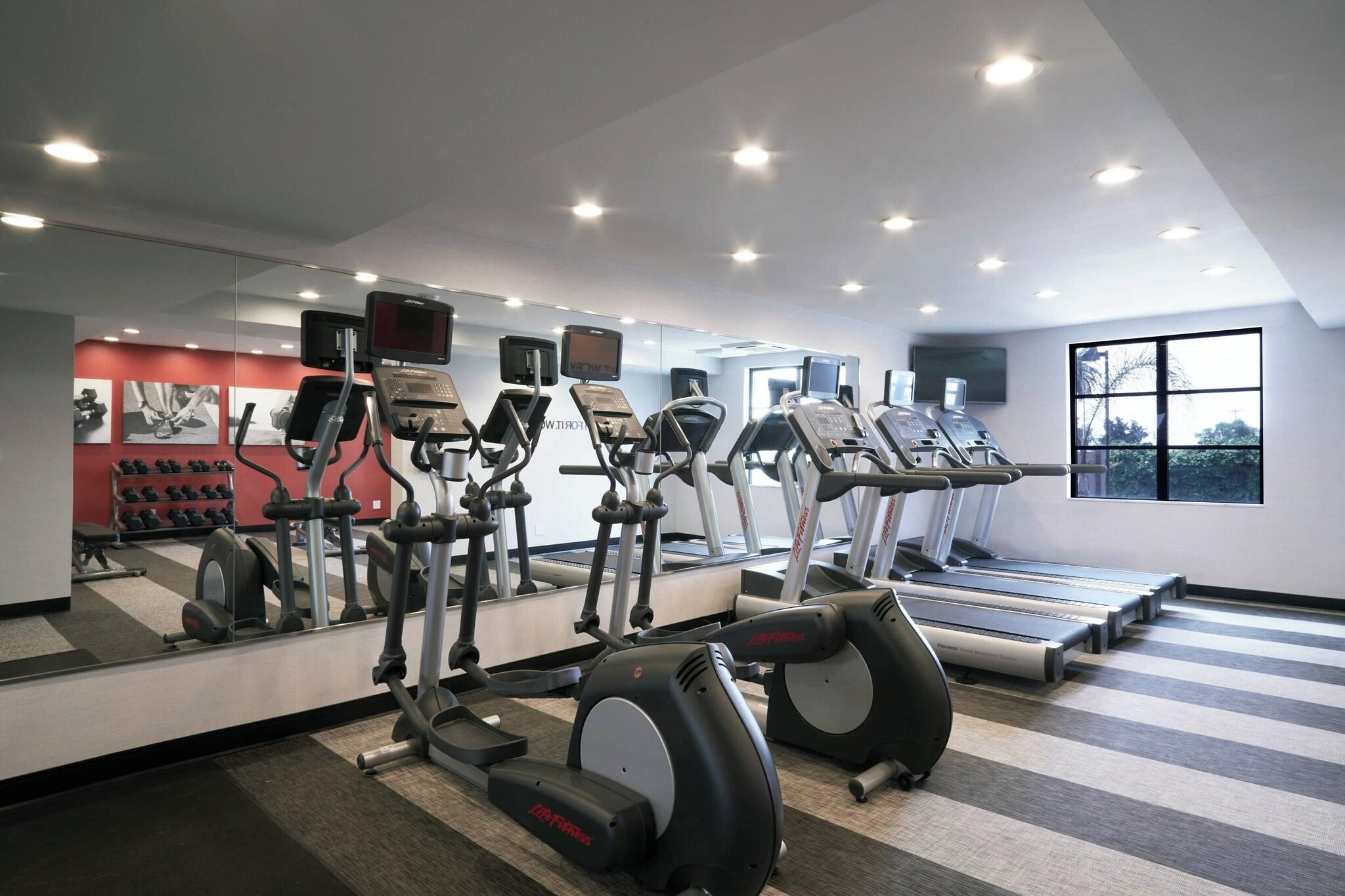 Fairfield Inn & Suites Camarillo