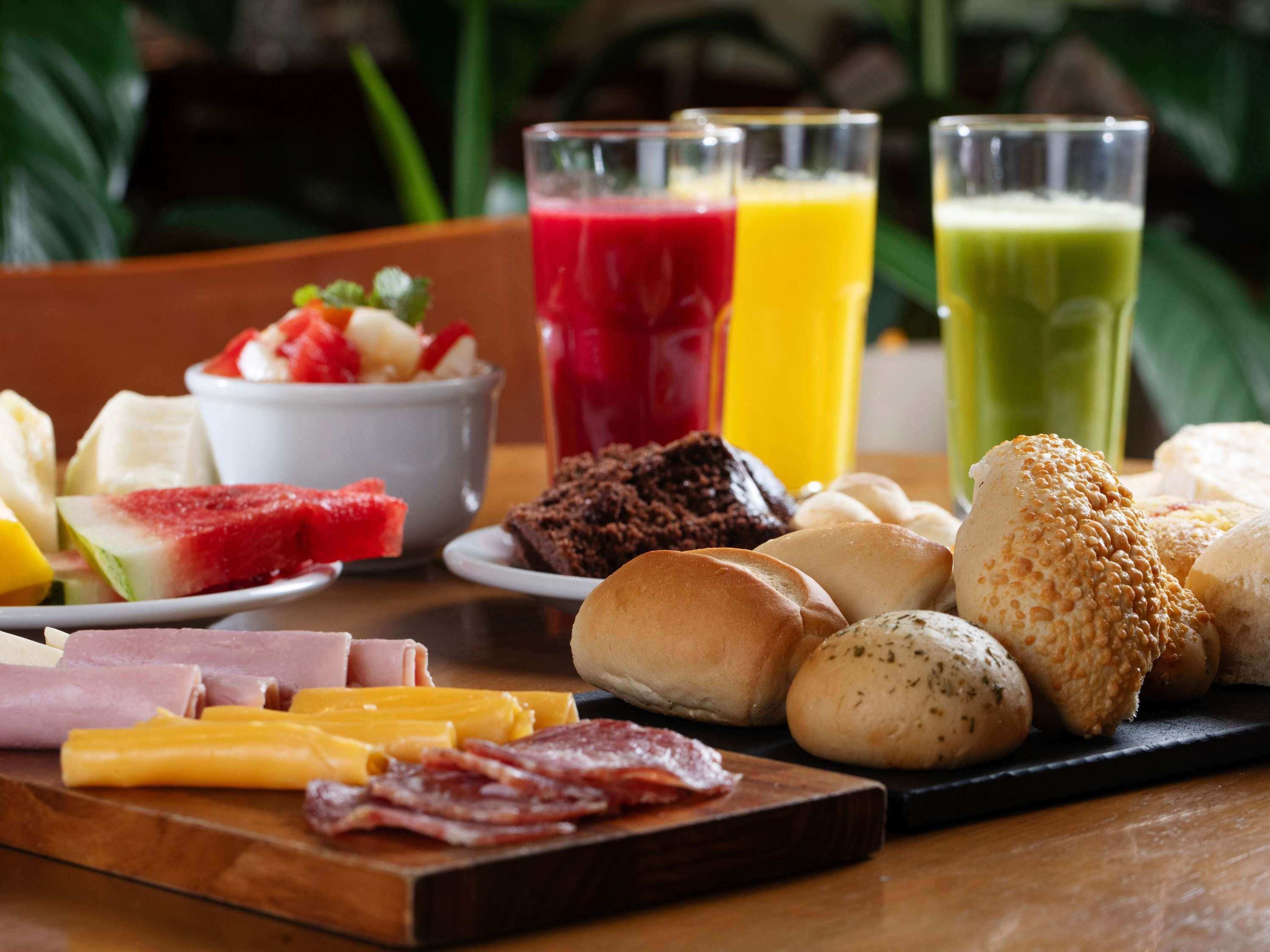 Mercure Salvador Rio Vermelho by null