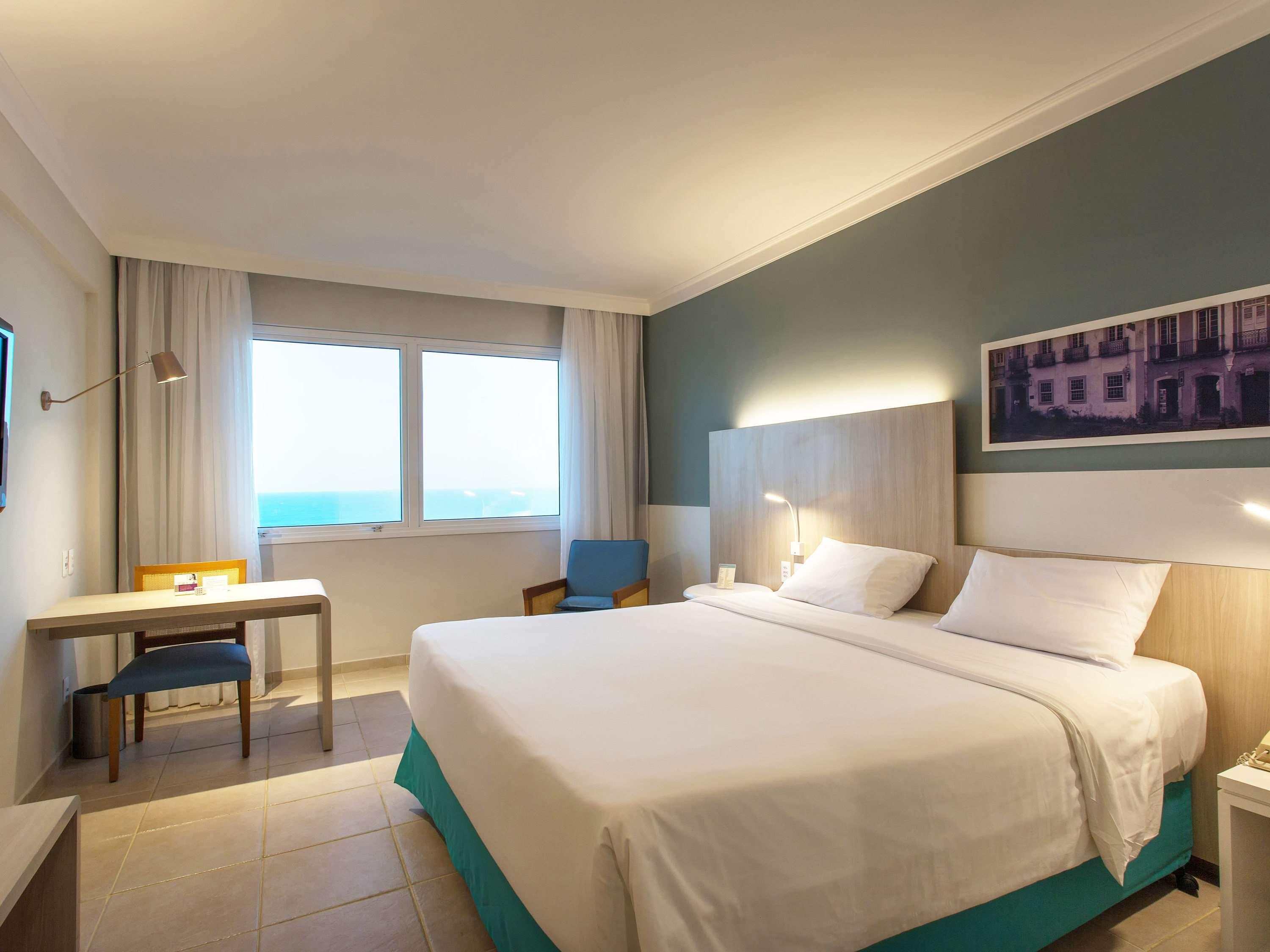 Mercure Salvador Rio Vermelho by null