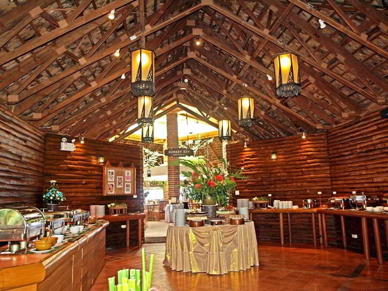 Sunset Park Resort & Spa