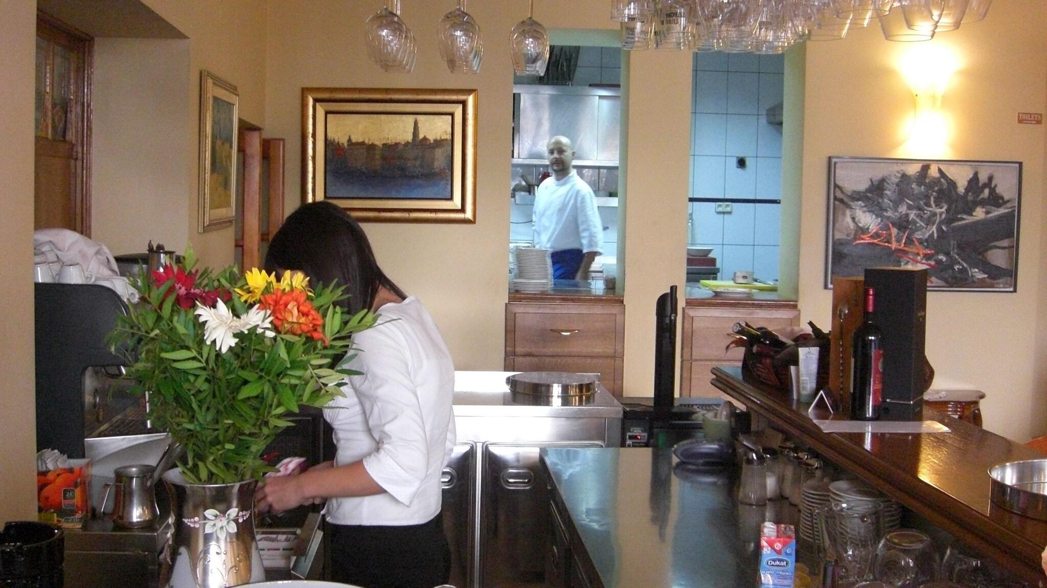 Hotel Peristil by null