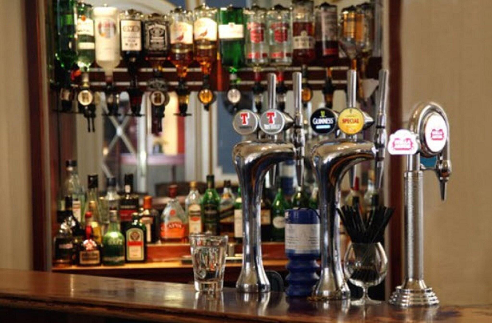 Tontine Hotel by null