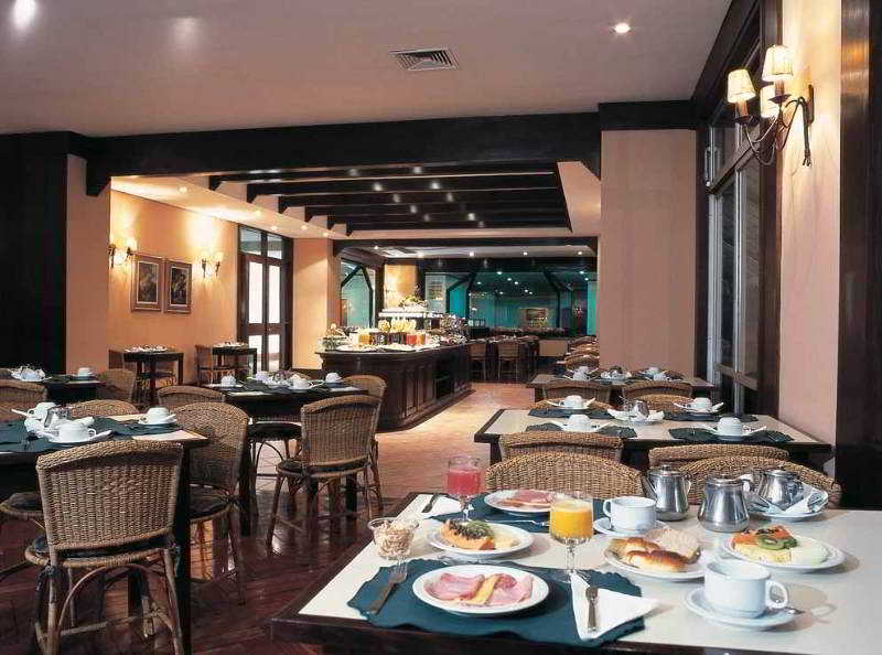 Deville Business Maringa