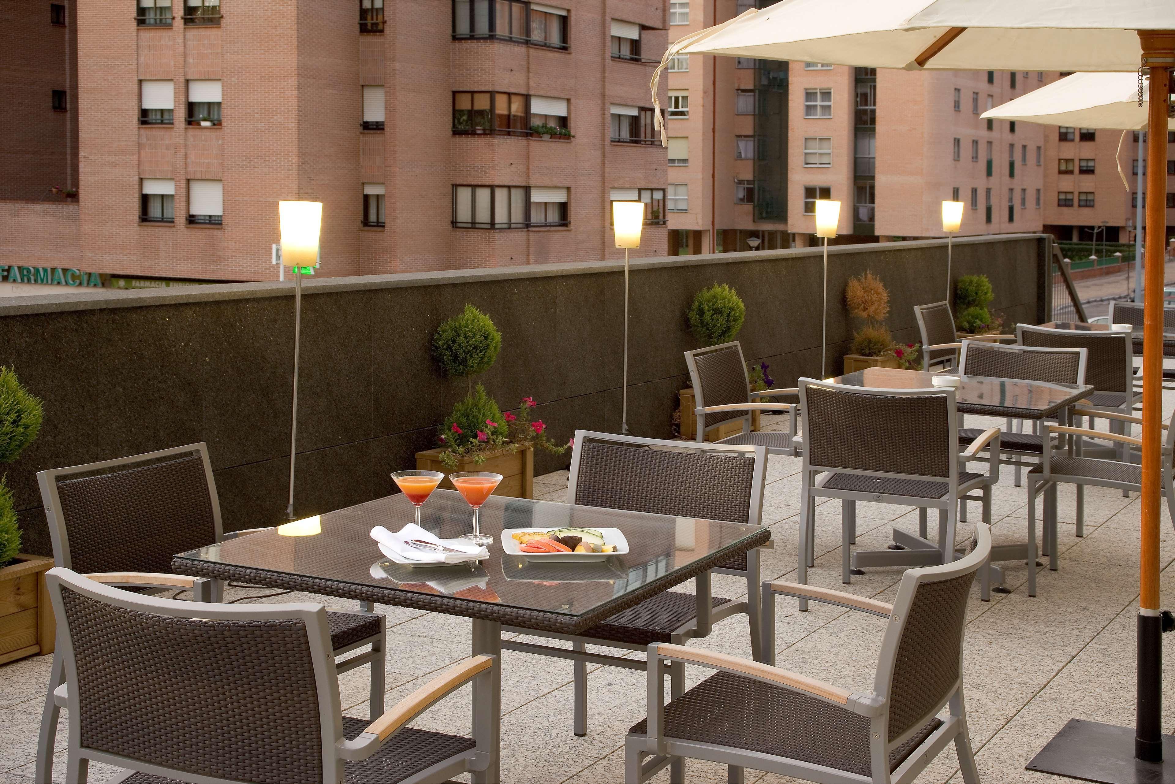 Hotel NH Valladolid Bálago by null