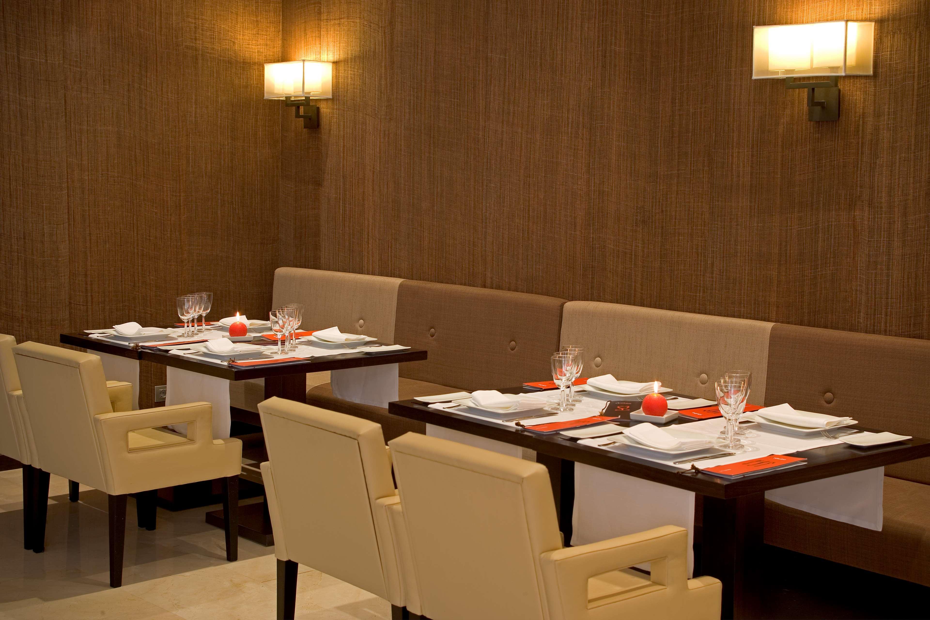 Hotel NH Valladolid Bálago by null