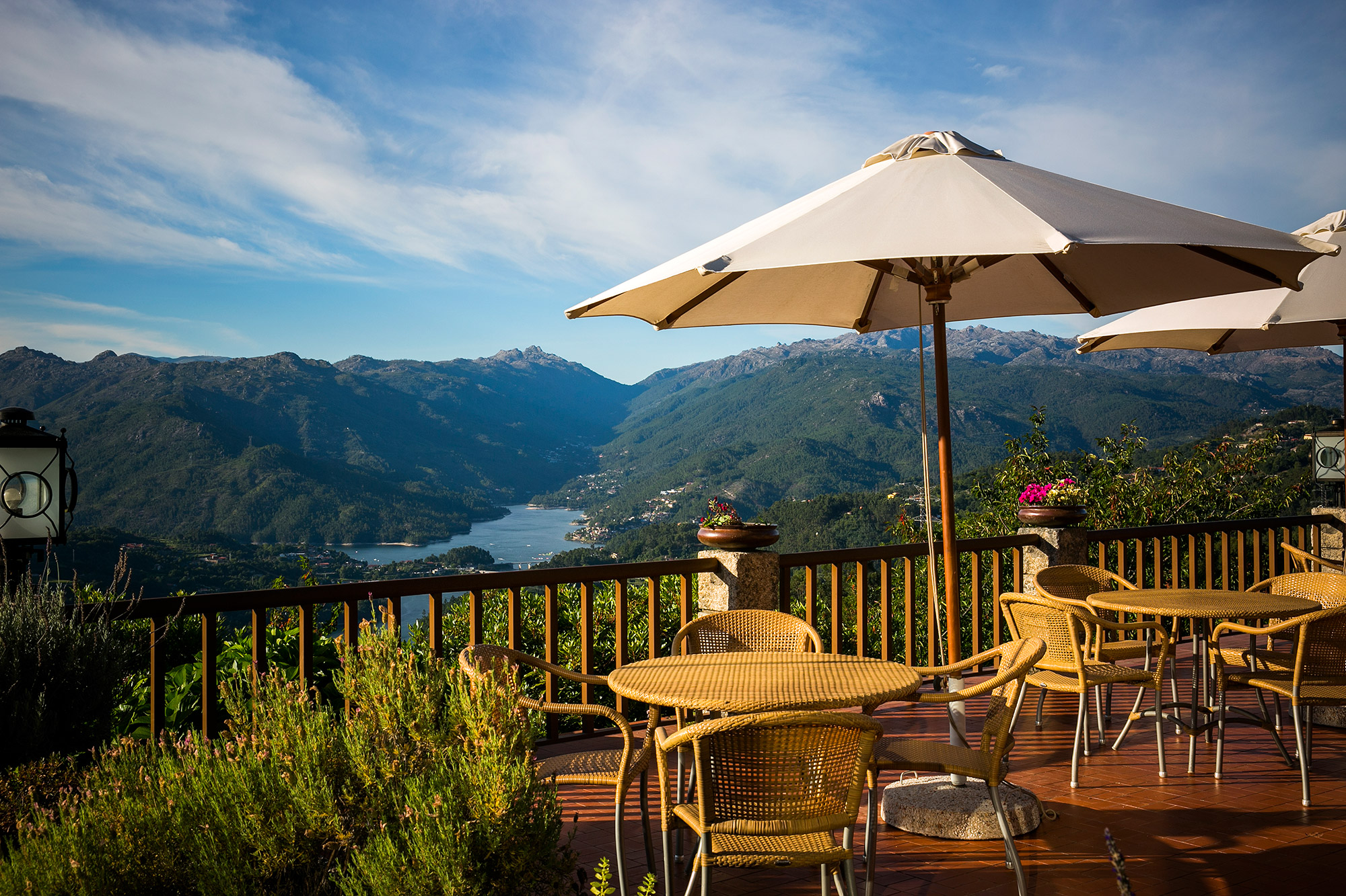 Pousada Caniçada-Gerês by null