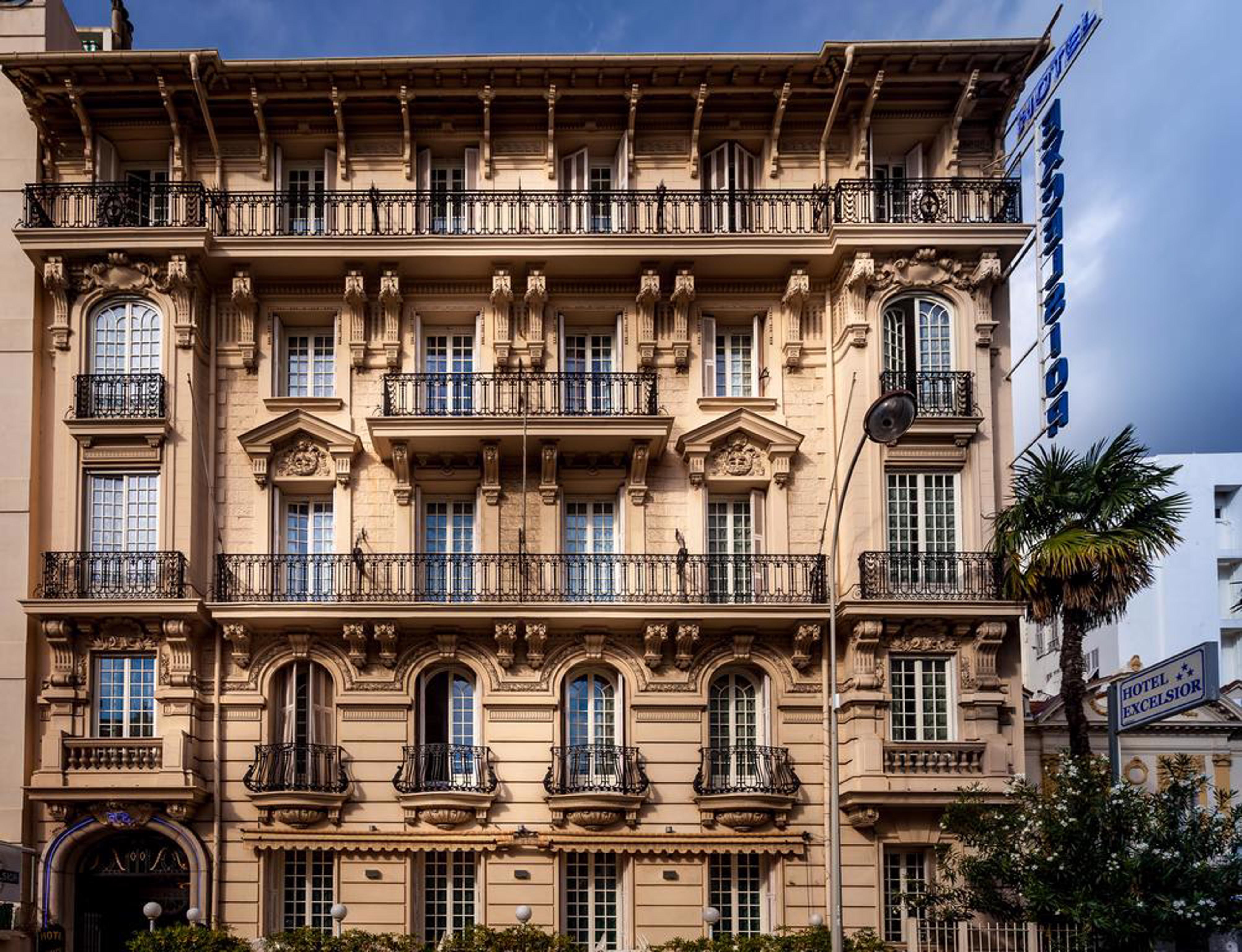 Hôtel Nice Excelsior by HappyCulture by null