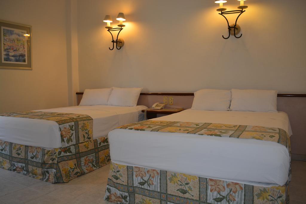 Ruíz Milán Hotel by null