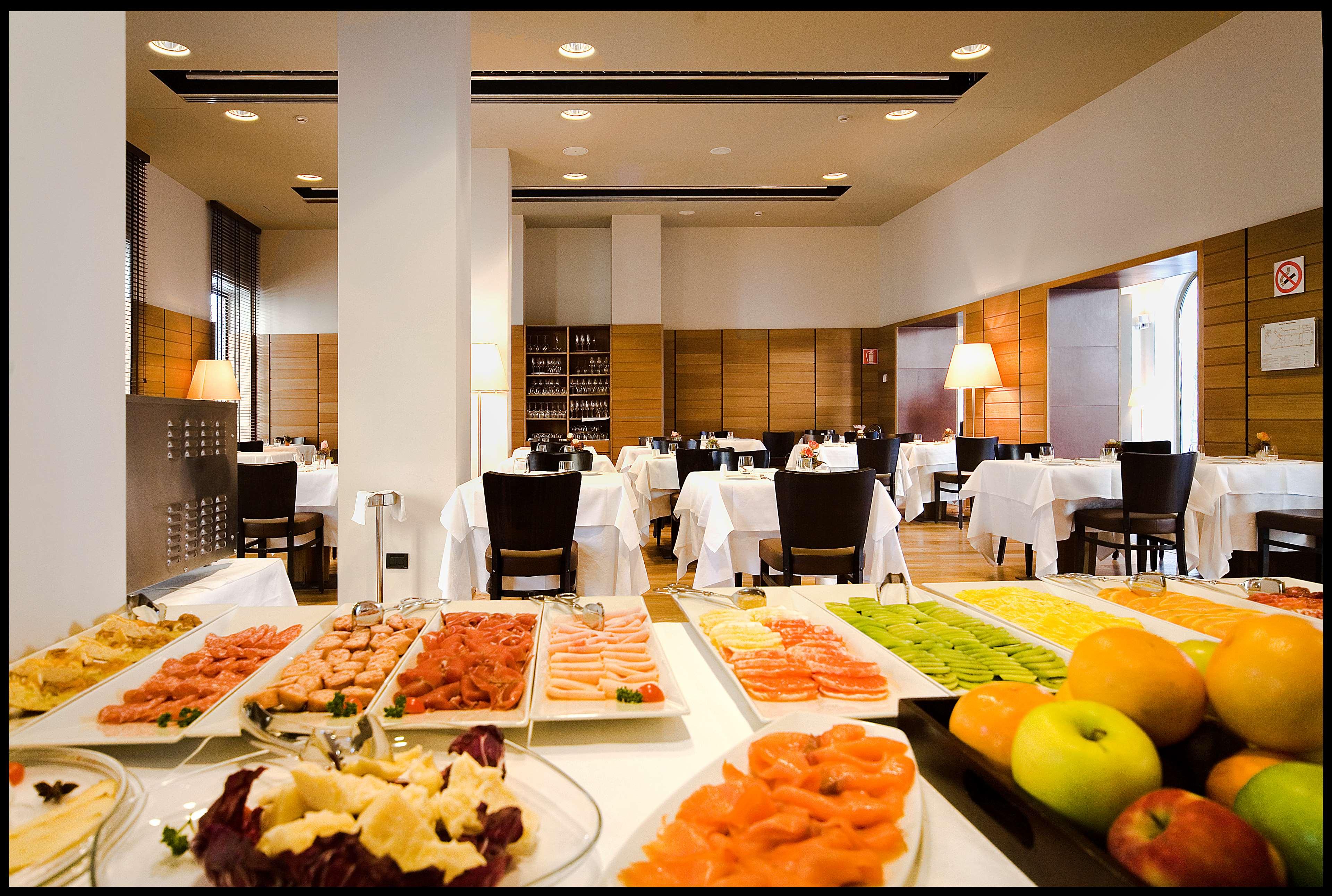 Hotel NH Collection Torino Santo Stefano by null