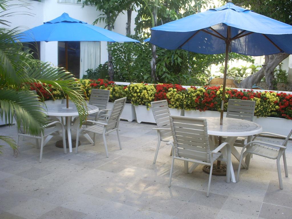 Hotel Acapulco Malibú by null