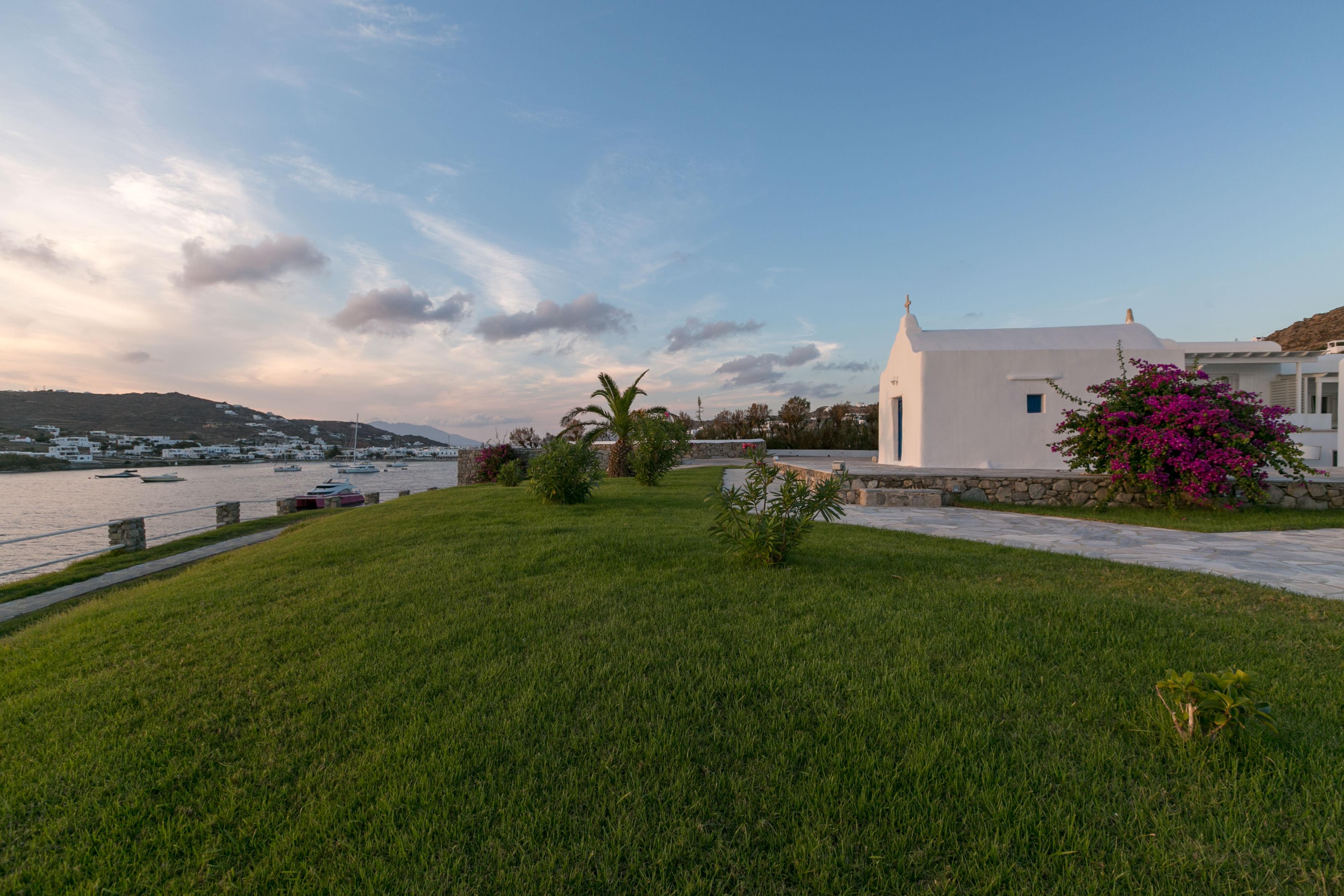 Santa Marina - photo