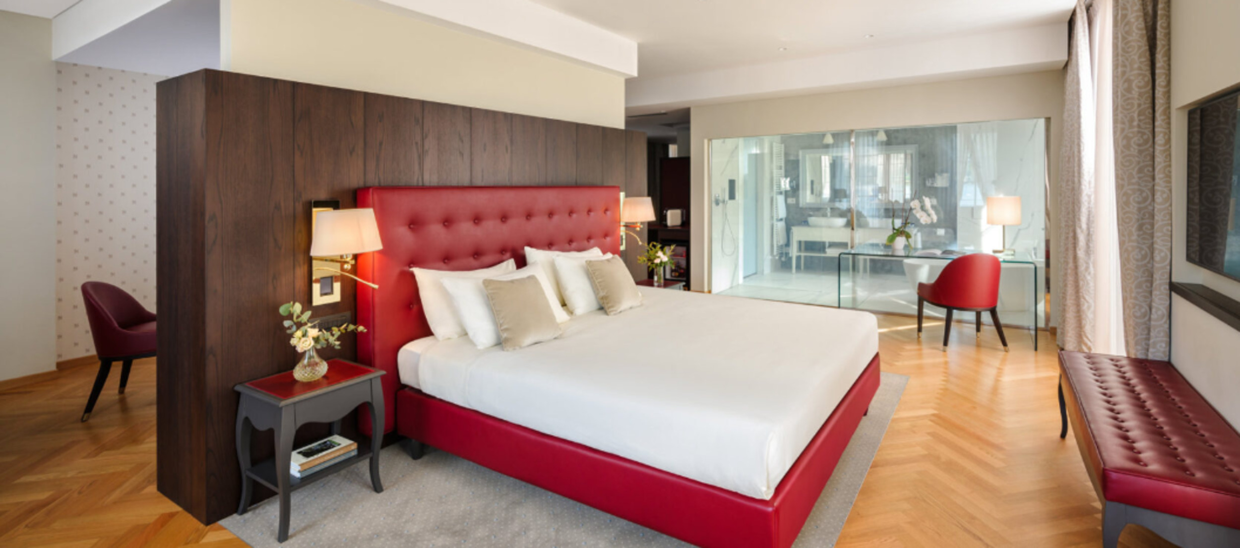 Palace Hotel by null