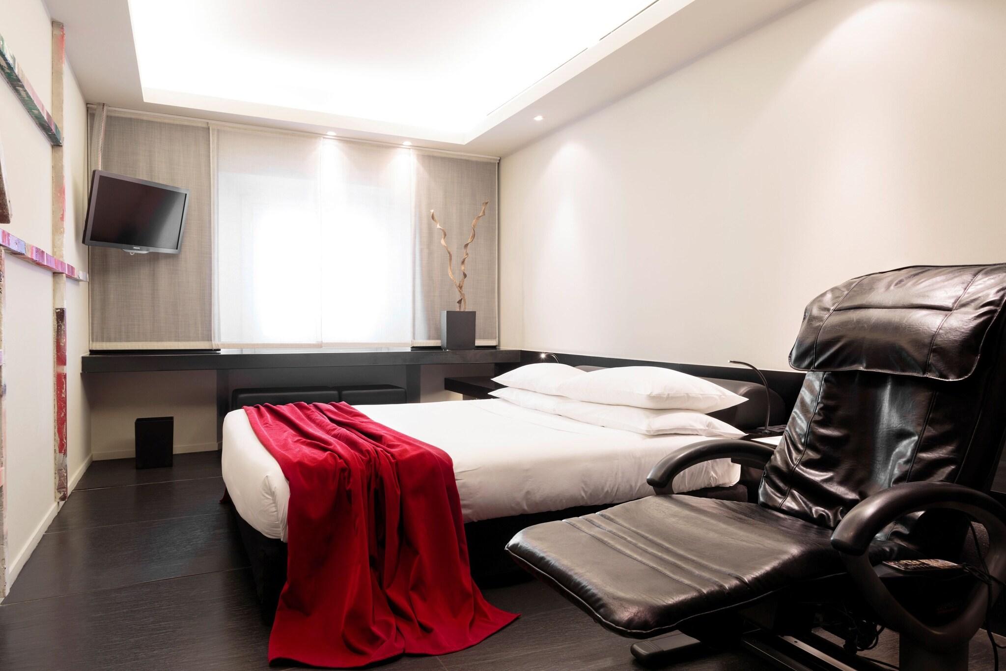 STRAF Hotel - A Member of Design Hotels by null