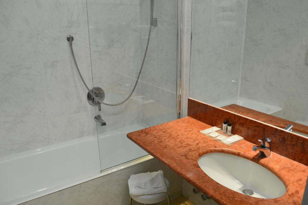 Boston Art Hotel by null