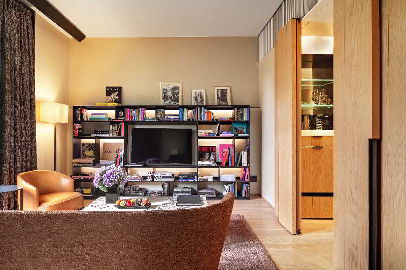 Bulgari Hotel Milano by null