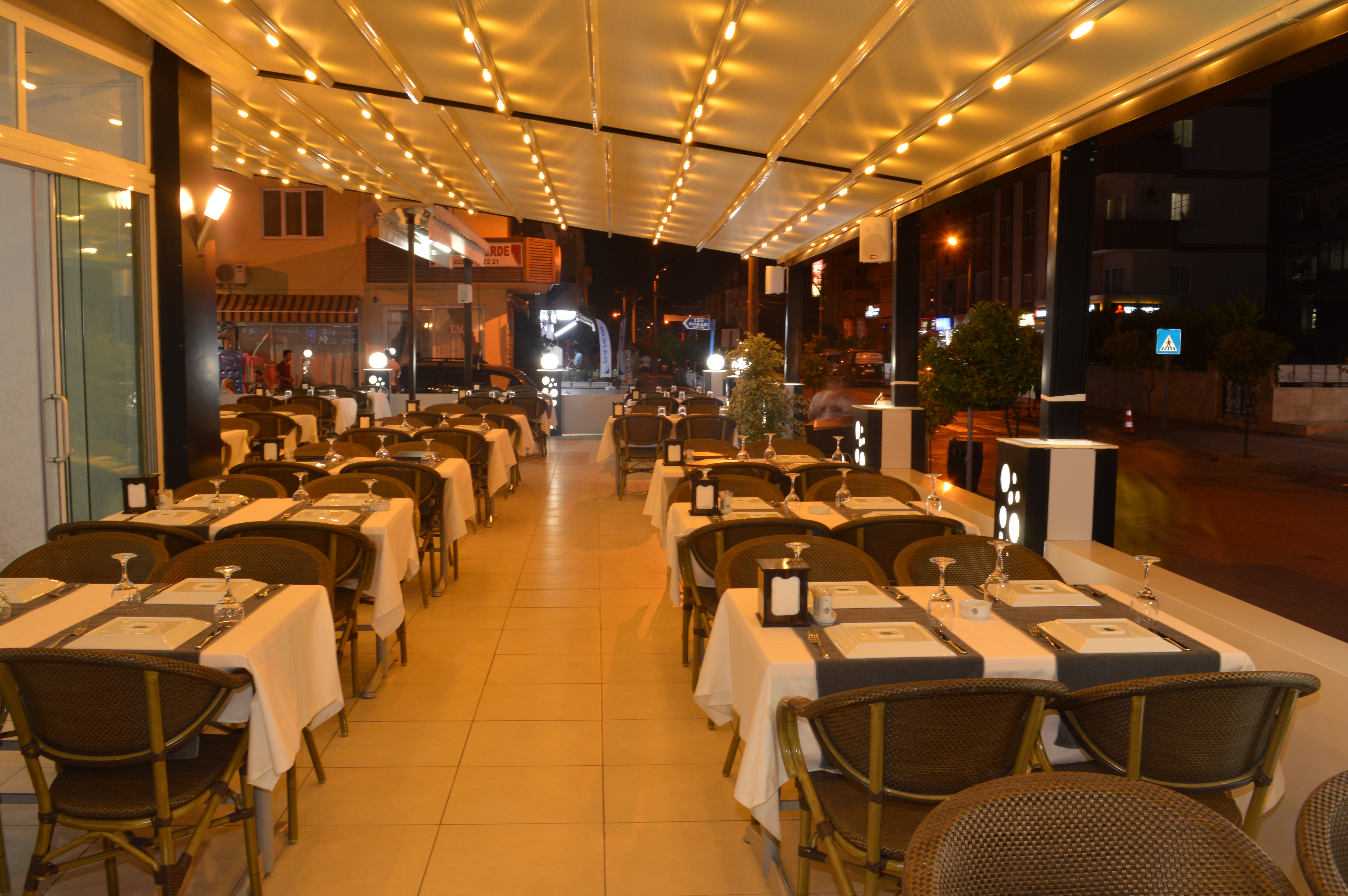 Isla Suites