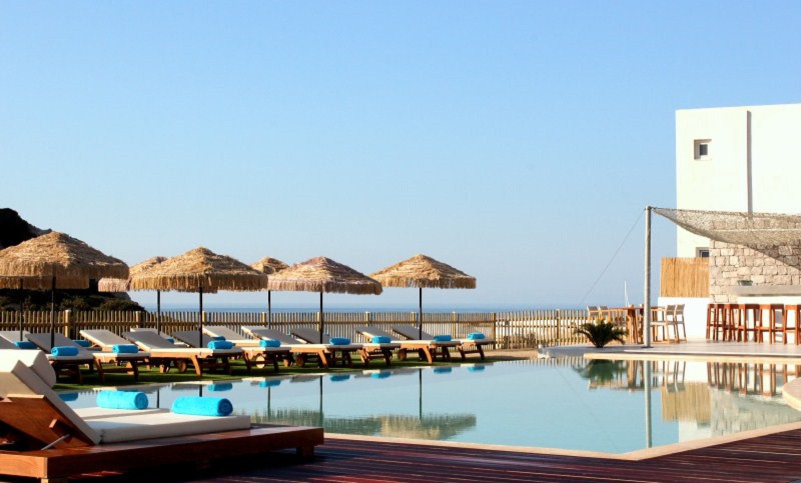 Golden Milos Beach House by Domotel by null