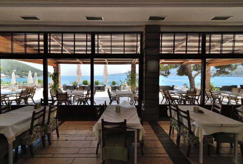 Golden View Beach Hotel