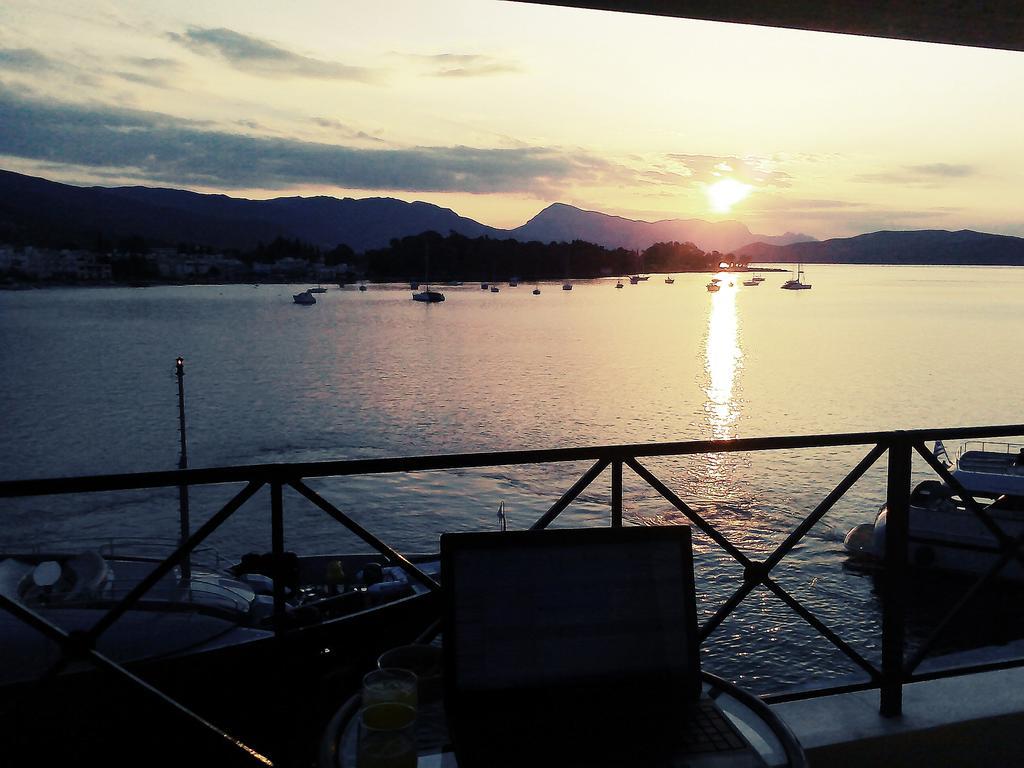 Manessi Hotel