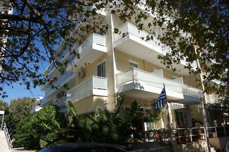 International Hotel by null