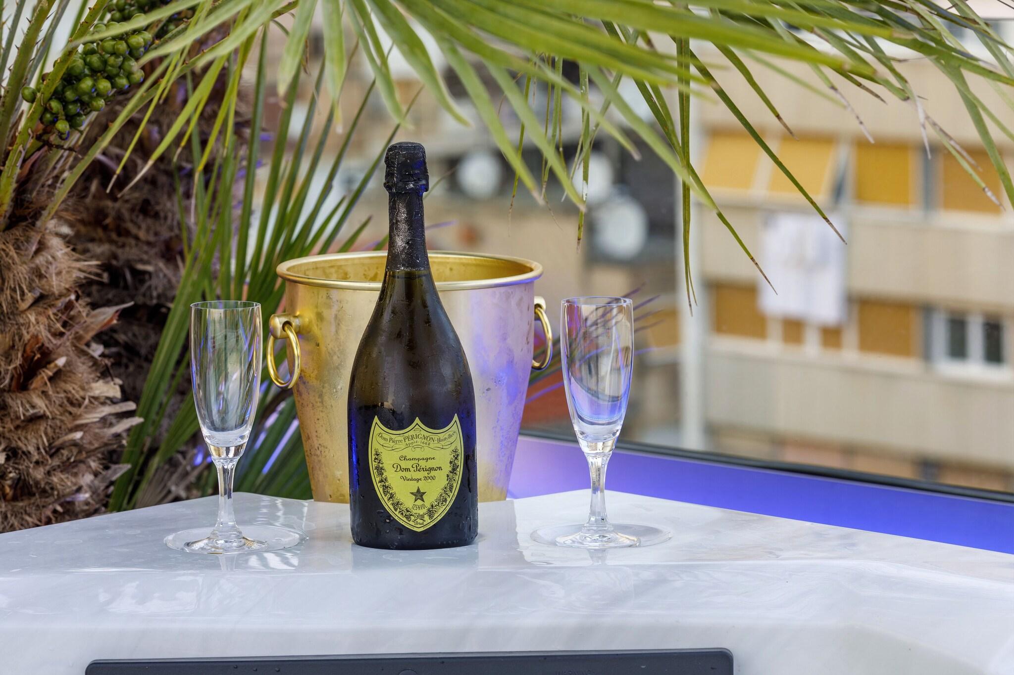 Art Hotel - фото