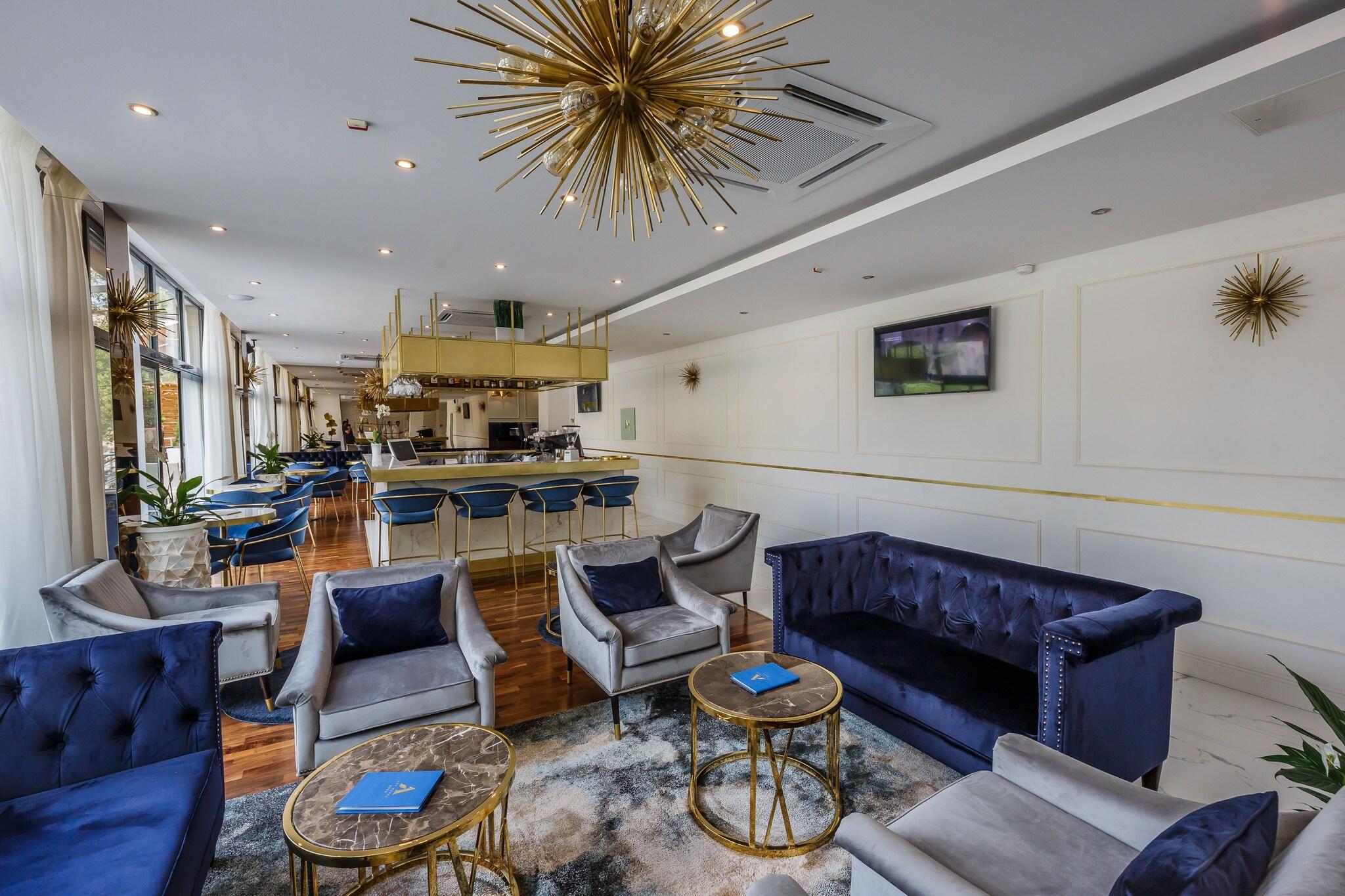 Art Hotel - фото