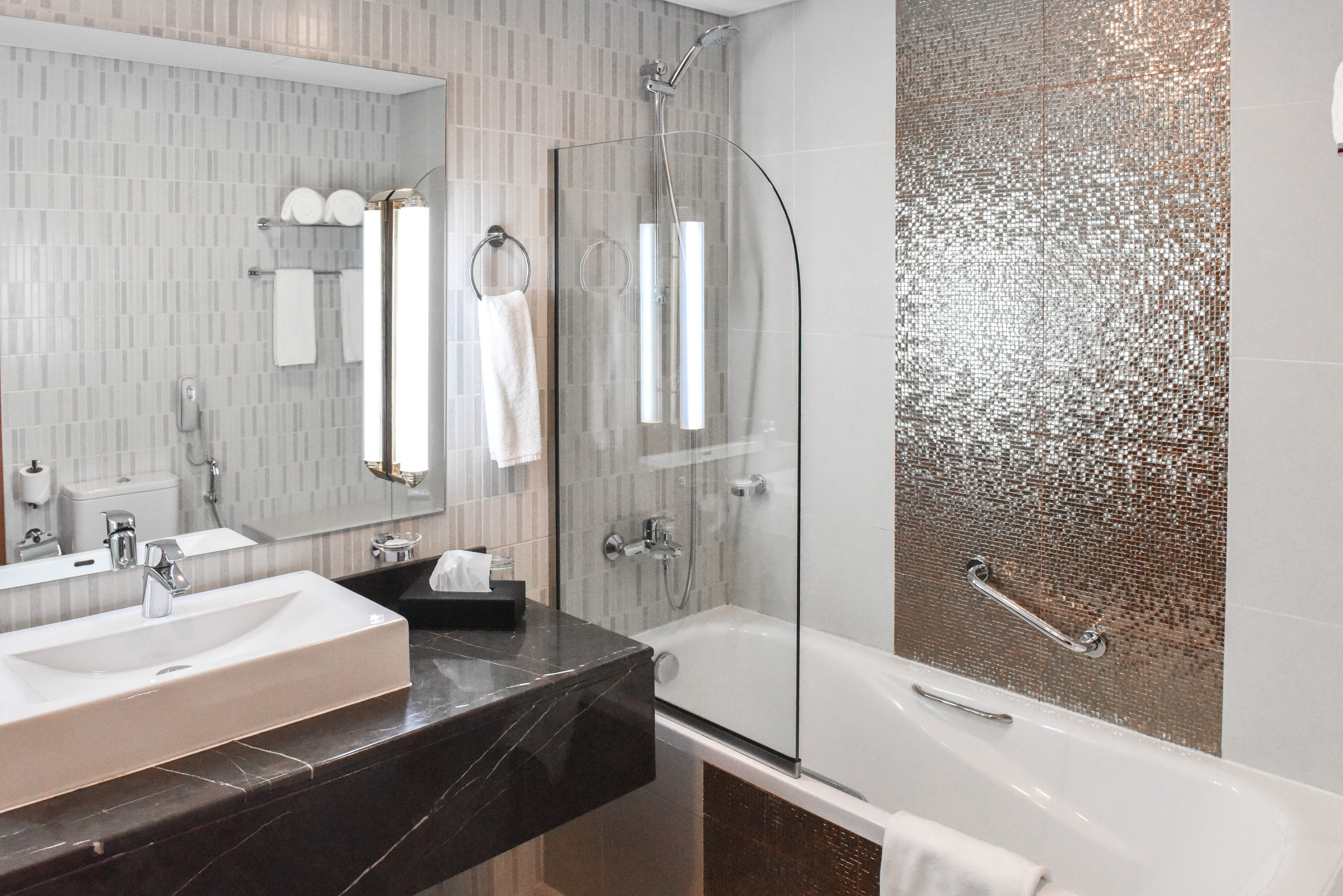 Suite, executive