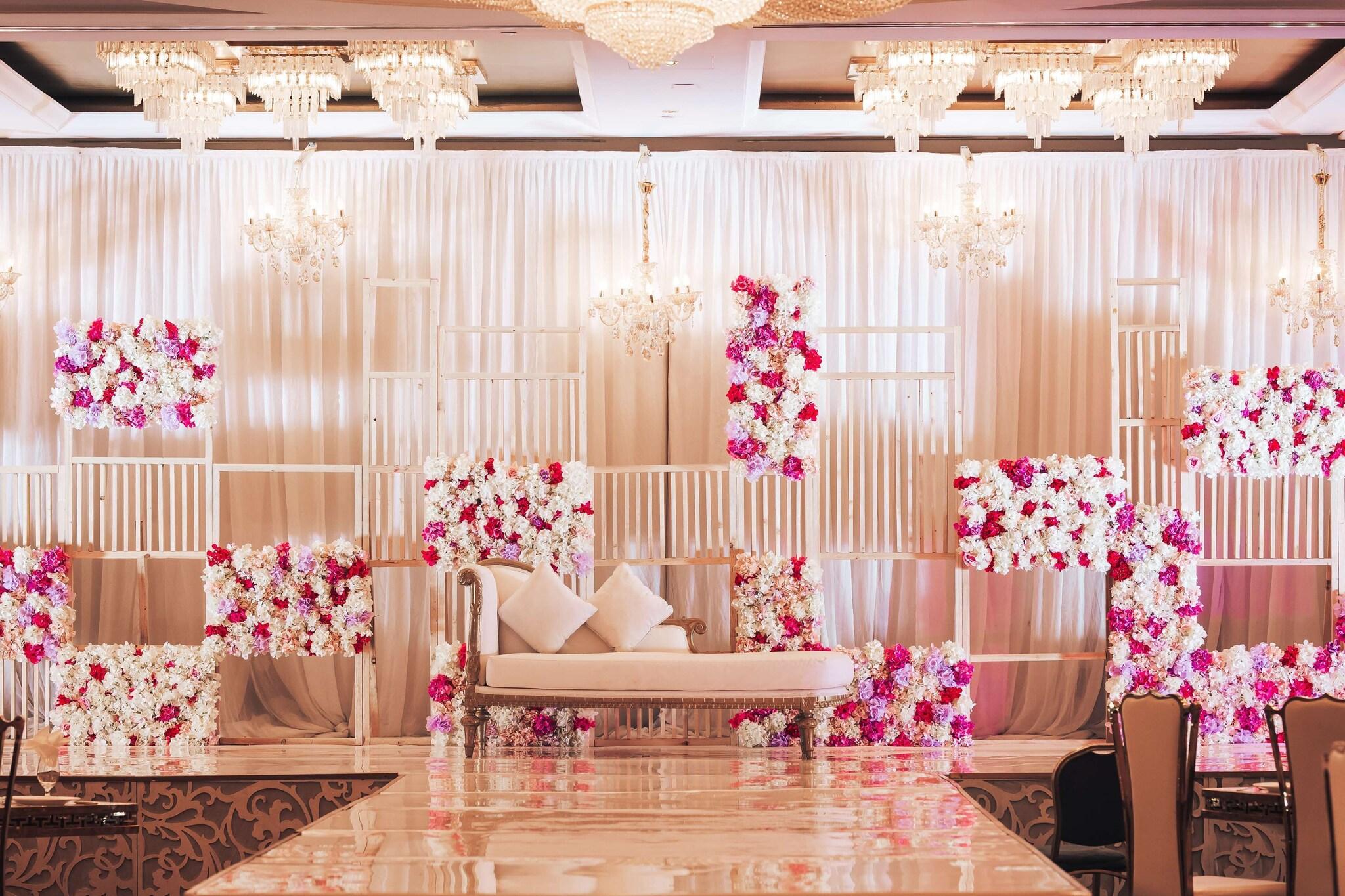 Radisson Blu Deira Creek - photo