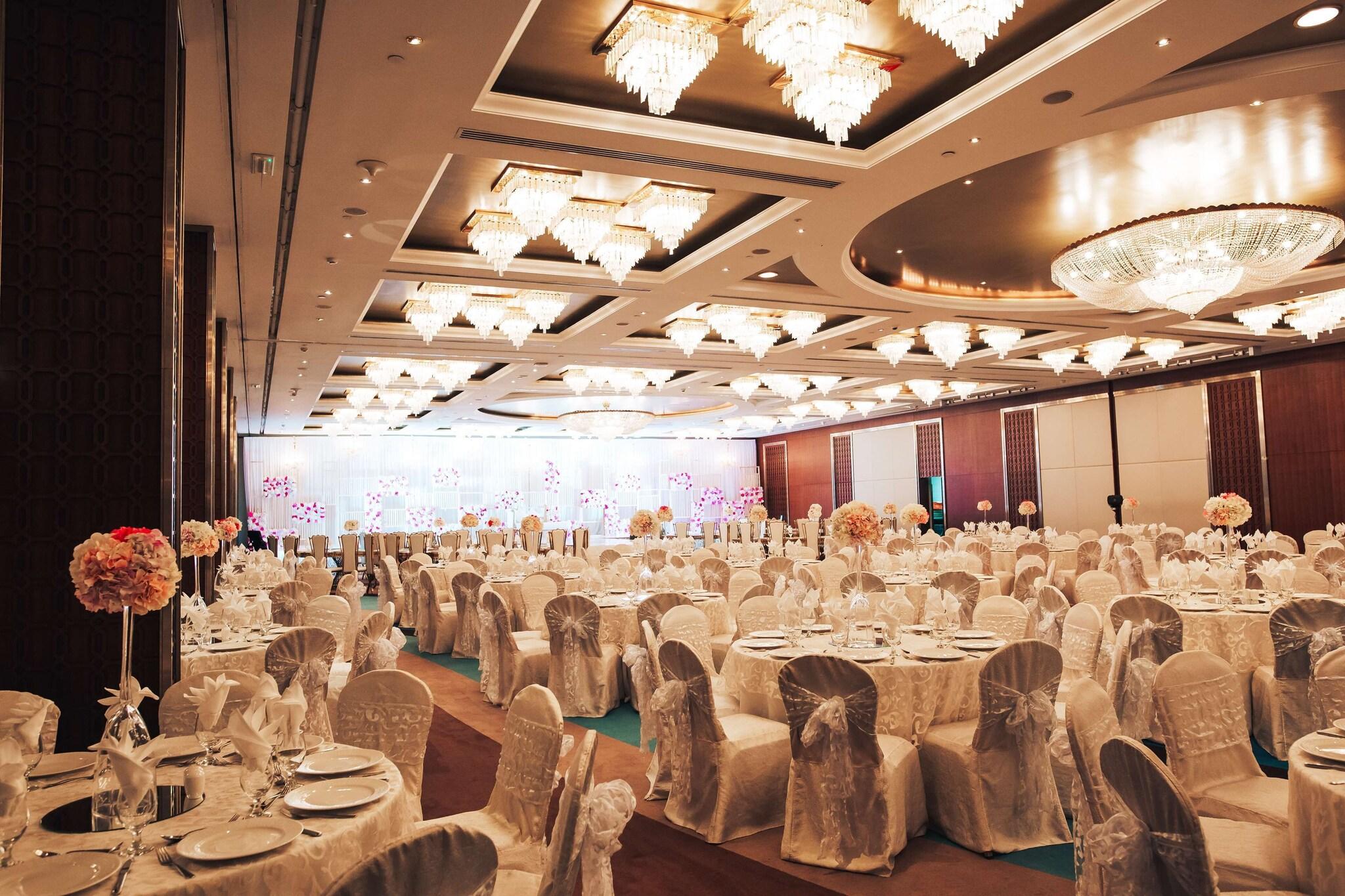 Radisson Blu Deira Creek - photo