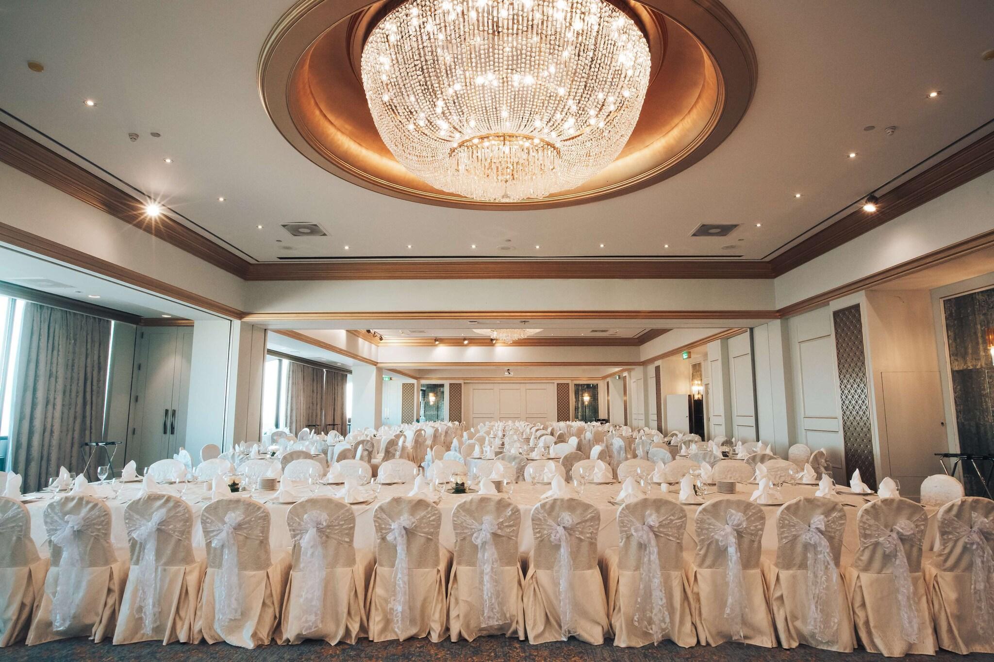 Radisson Blu Deira Creek - photo