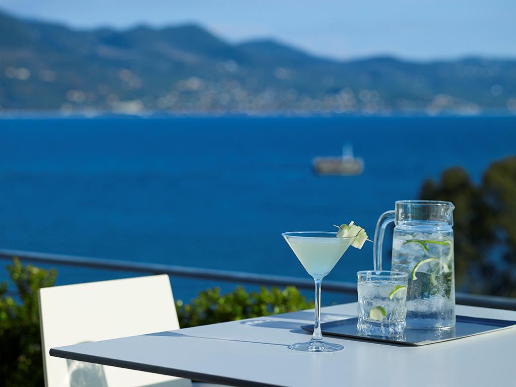 Pharae Palace - фото