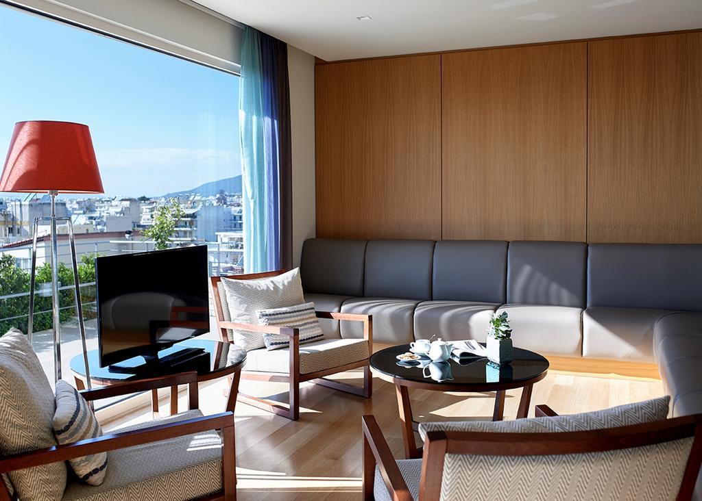 Pharae Palace - фото