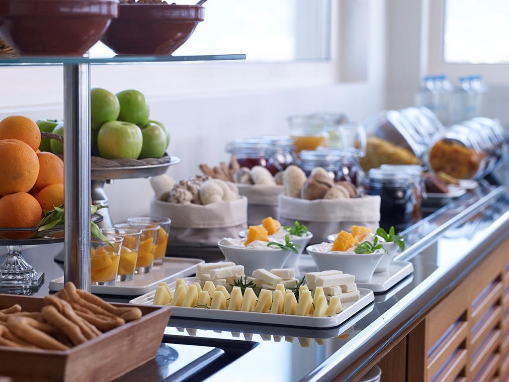 Pharae Palace - фото