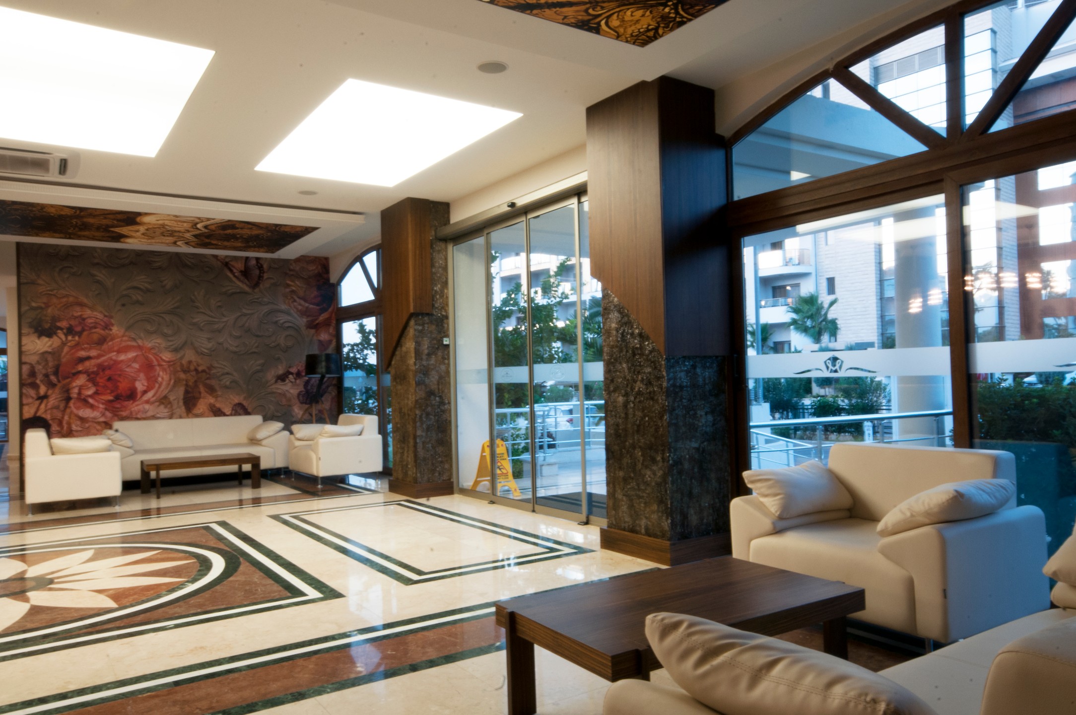 My Dream Hotel - фото