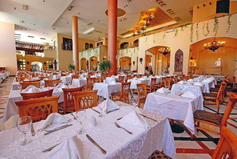 Nubian Island Hotel