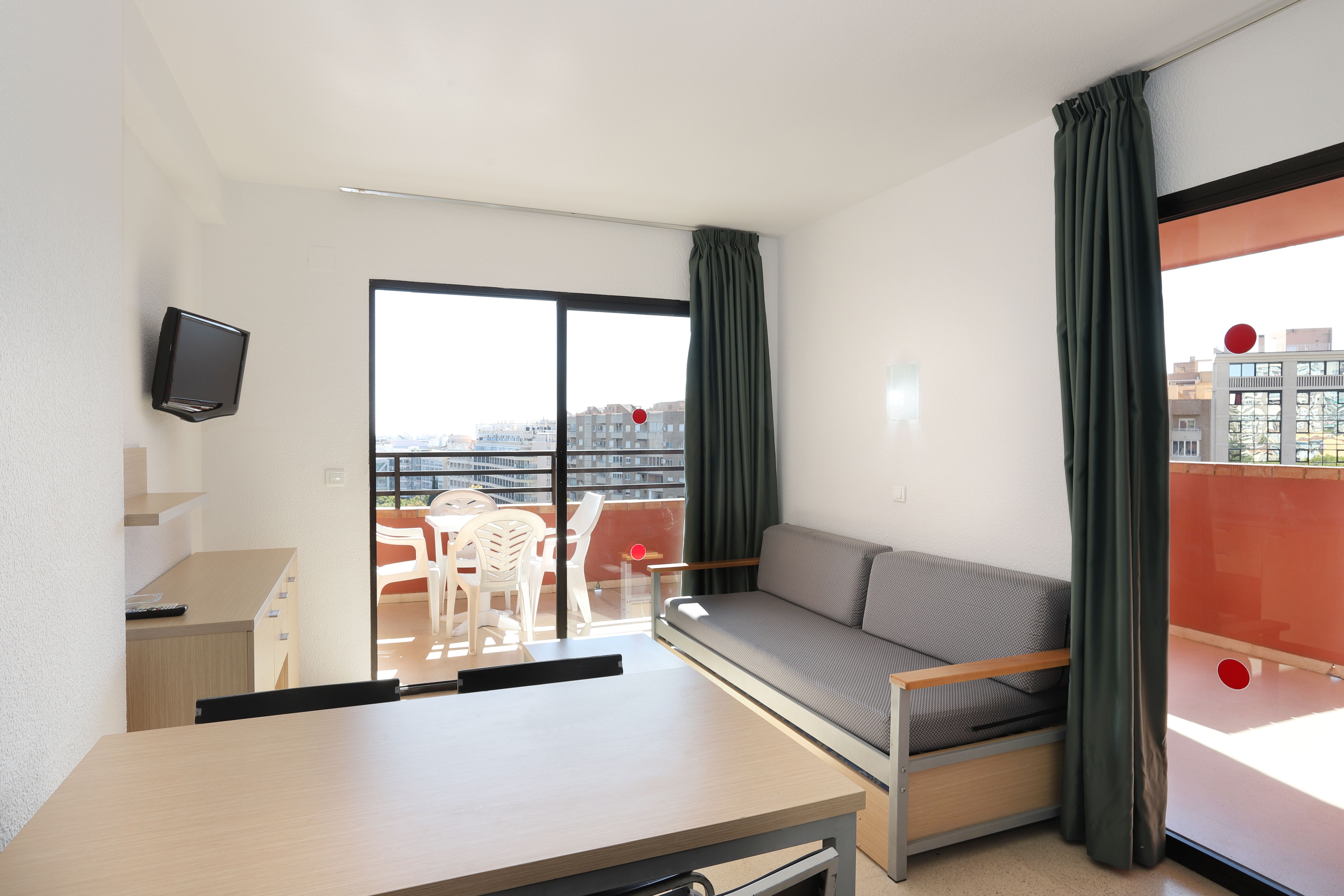 La Caseta Apartments 