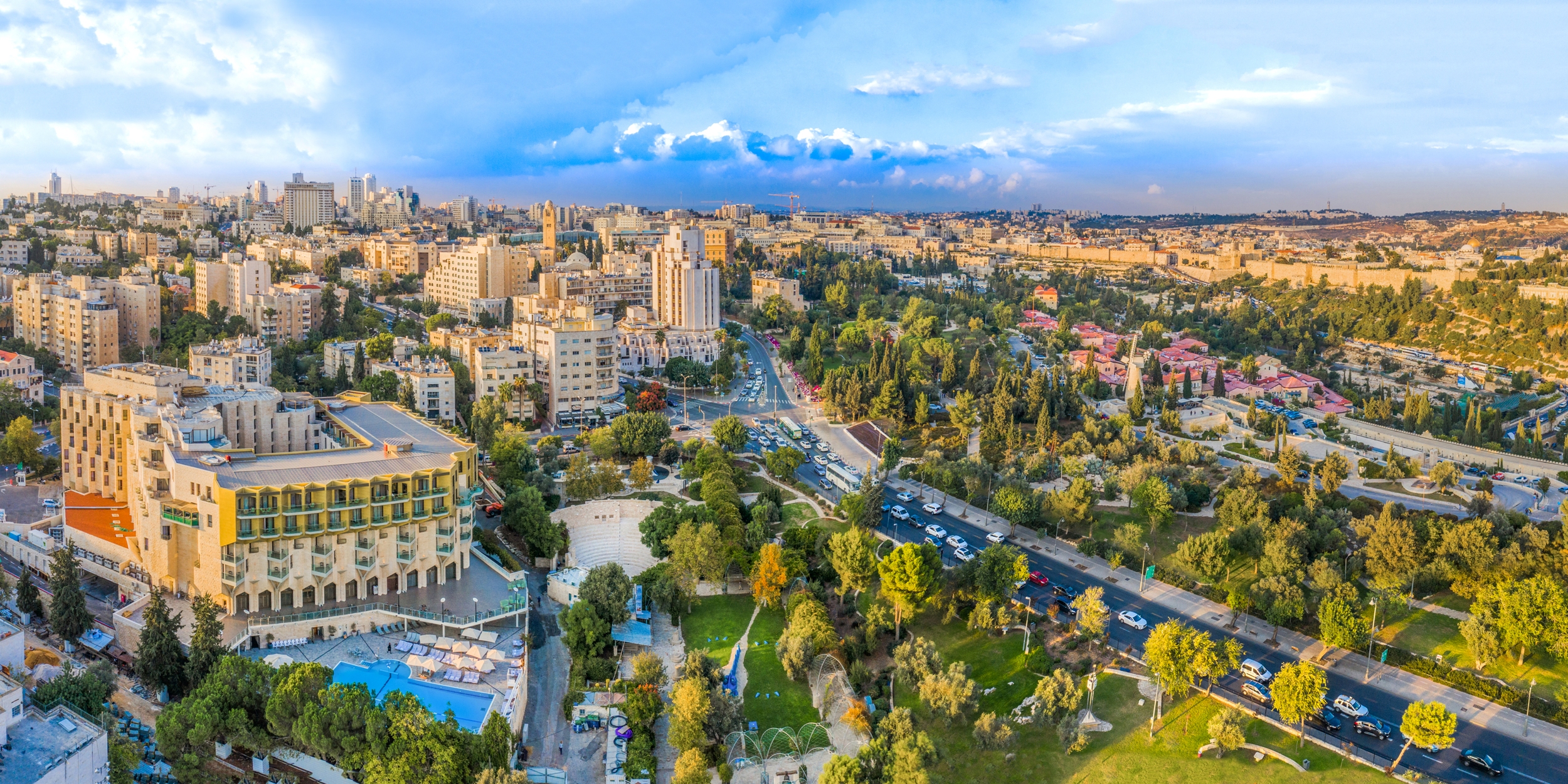 The Inbal Jerusalem Hotel by null