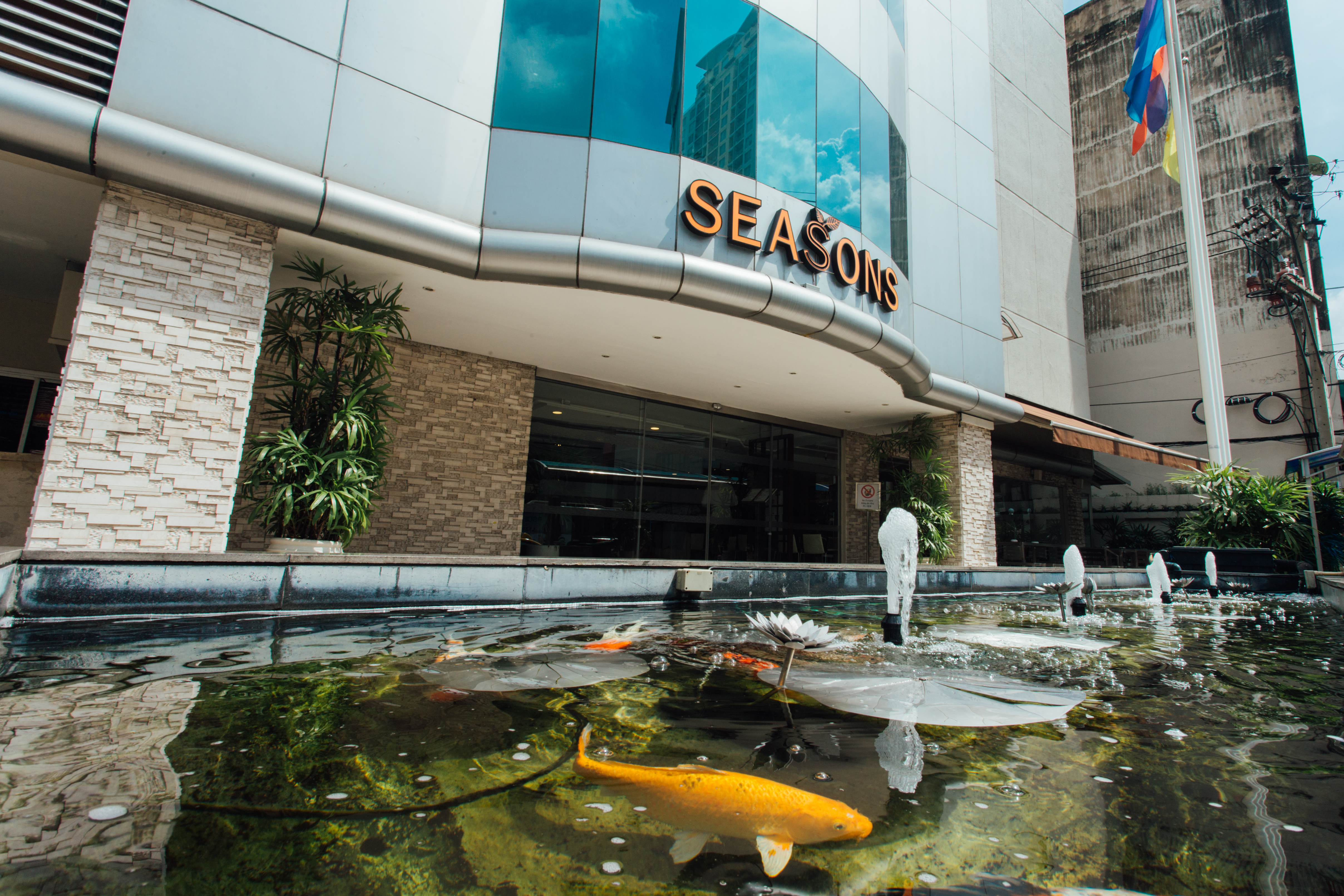 Seasons Siam Hotel, Ratchathewi