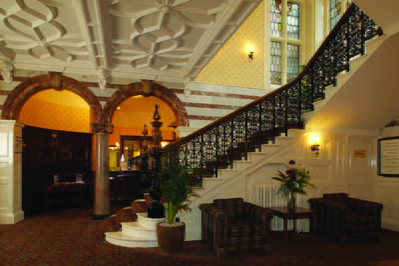 Crown & Mitre Hotel by null