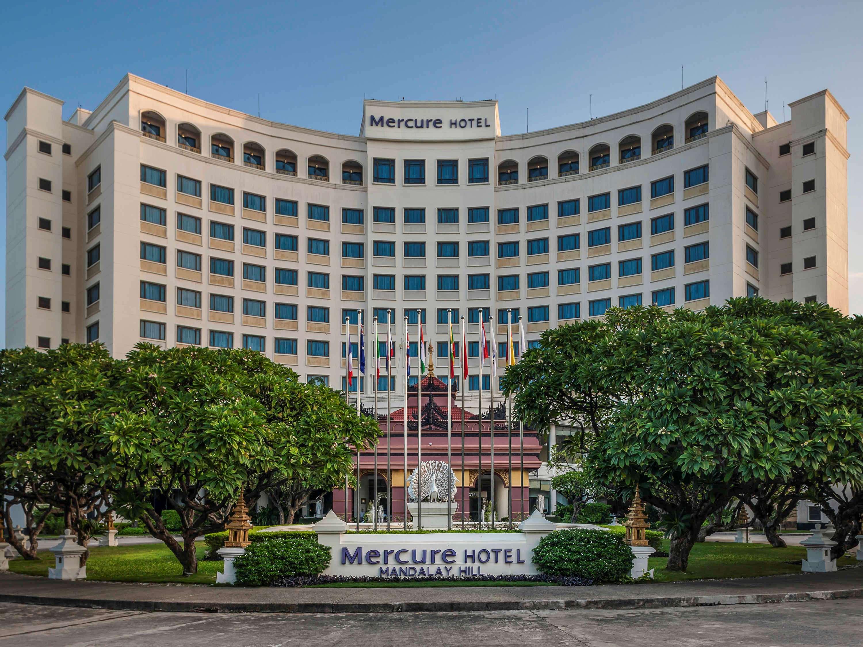 Mercure Mandalay Hill Resort image