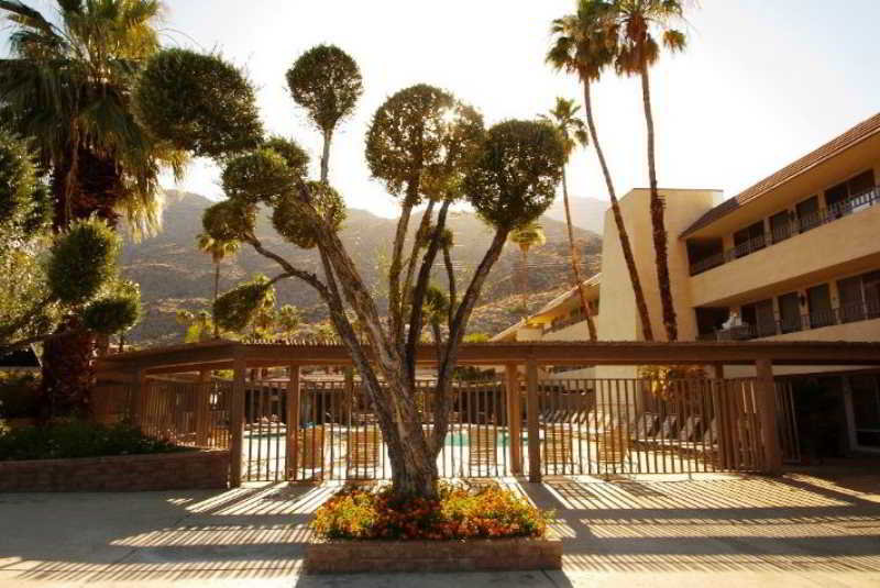 Vagabond Motor Hotel by null