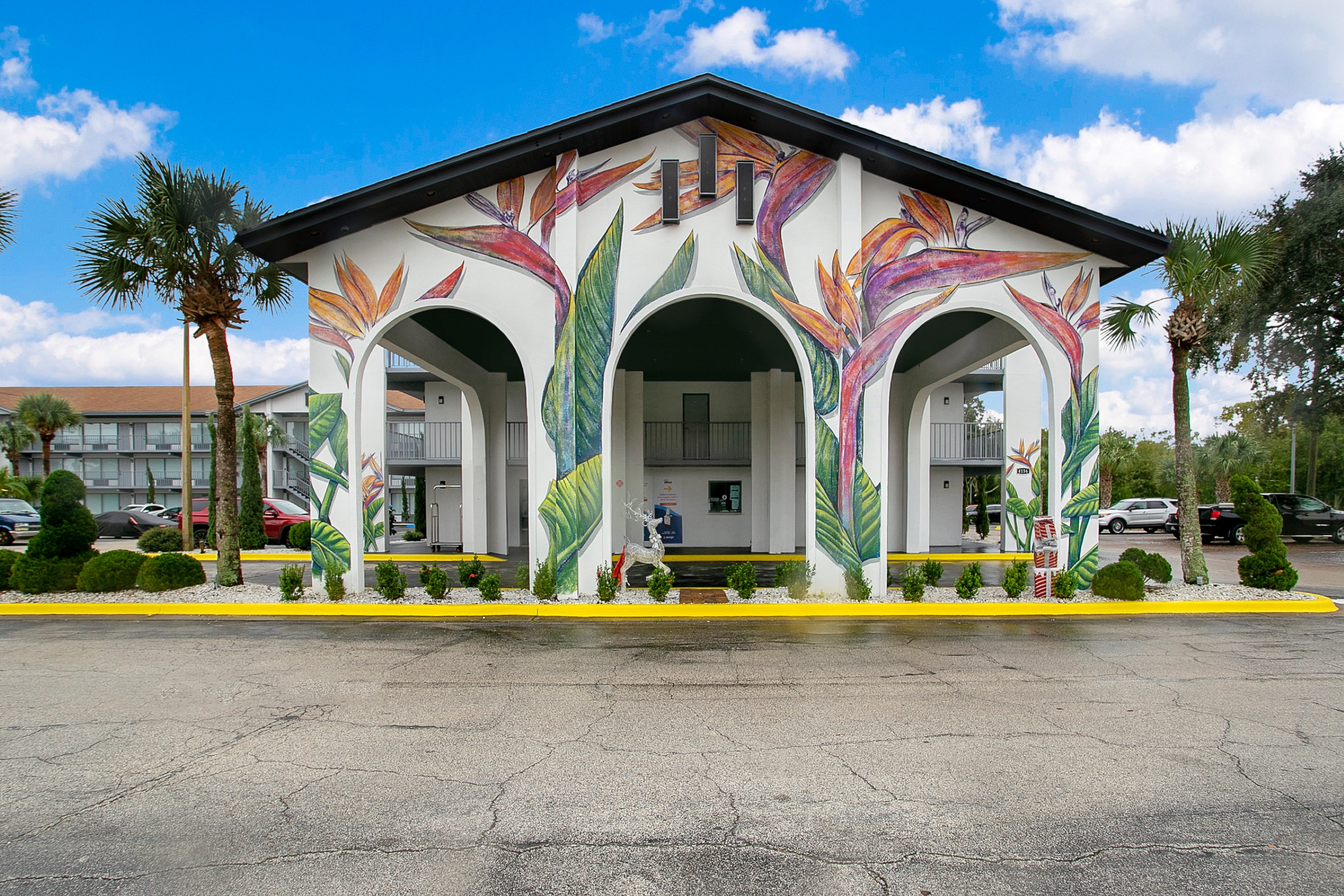 Home 1 Suites Extended Stay -Kissimmee