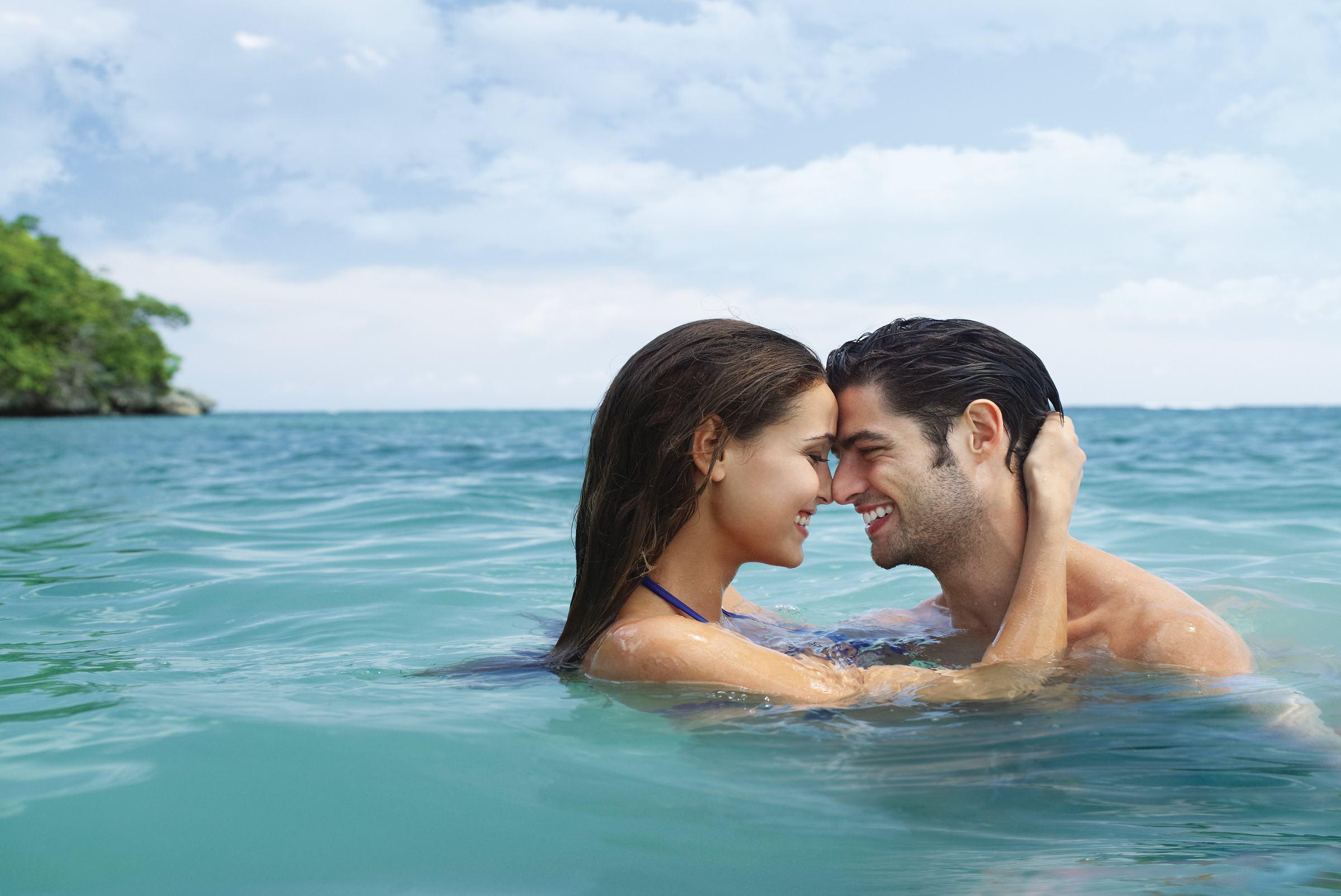 Couples Sans Souci by null