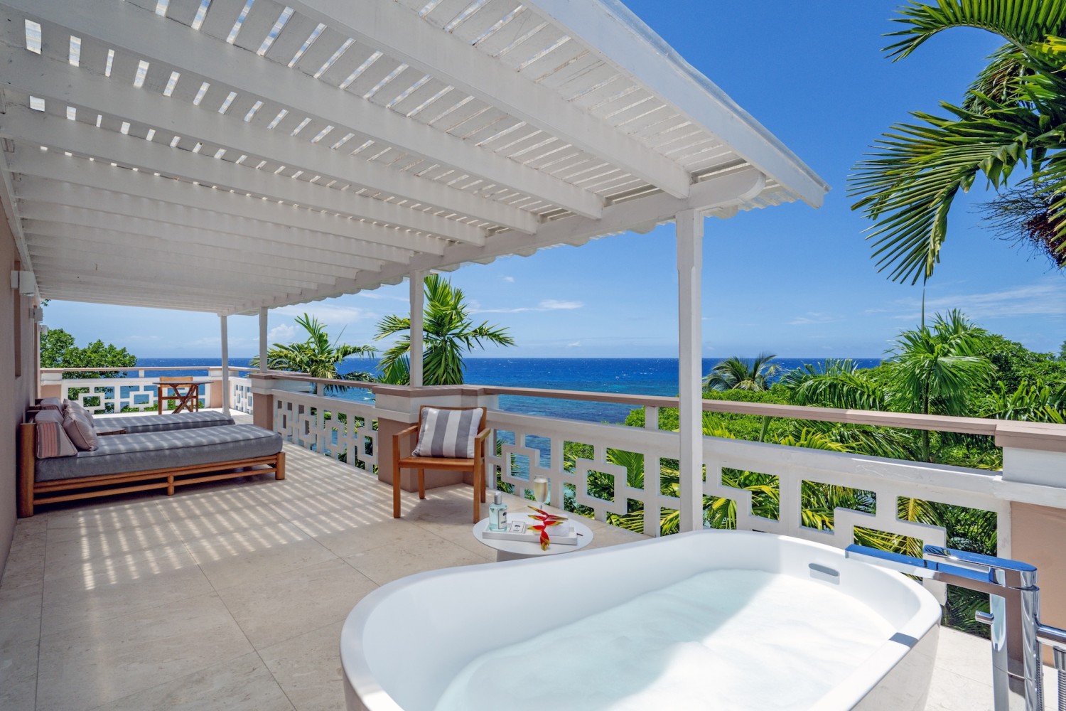 Couples Sans Souci by null