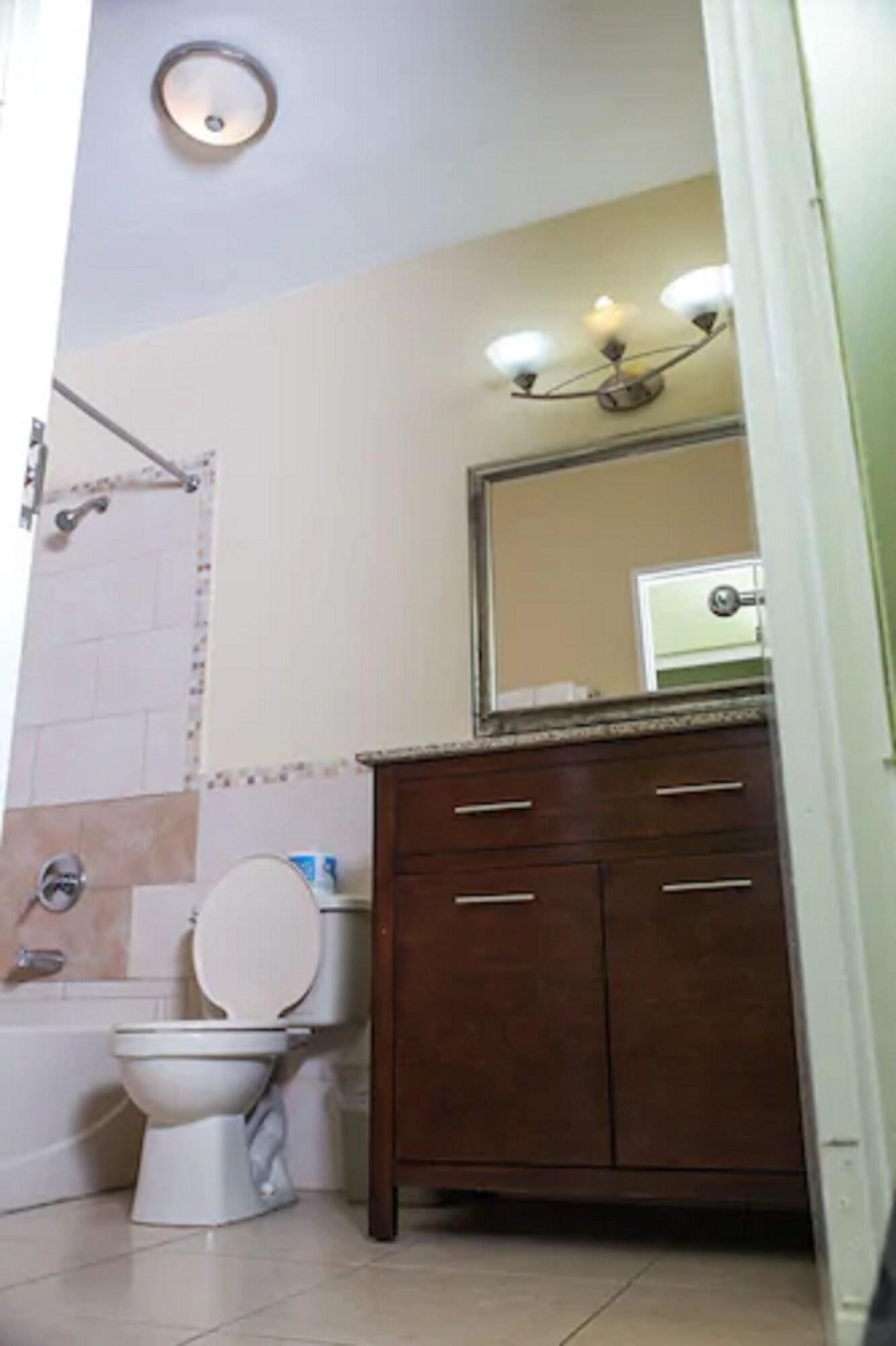 The Cardiff Hotel & Spa by null